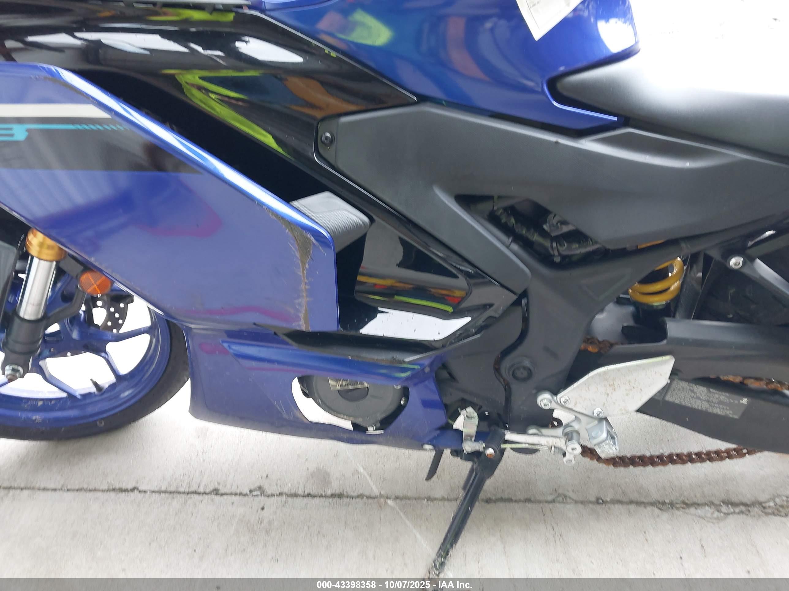 YAMAHA YFZ320 image 9