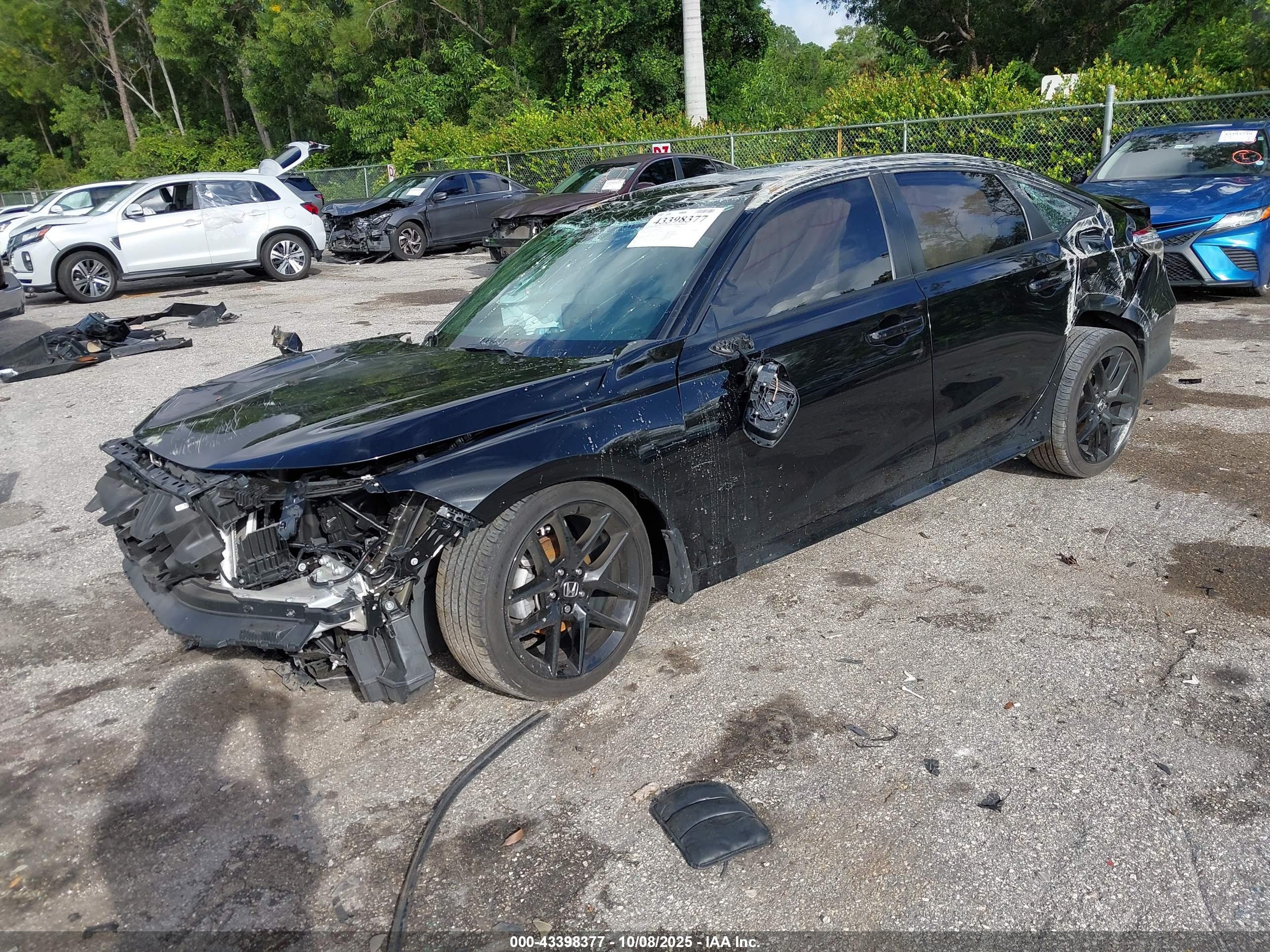 HONDA CIVIC image 2