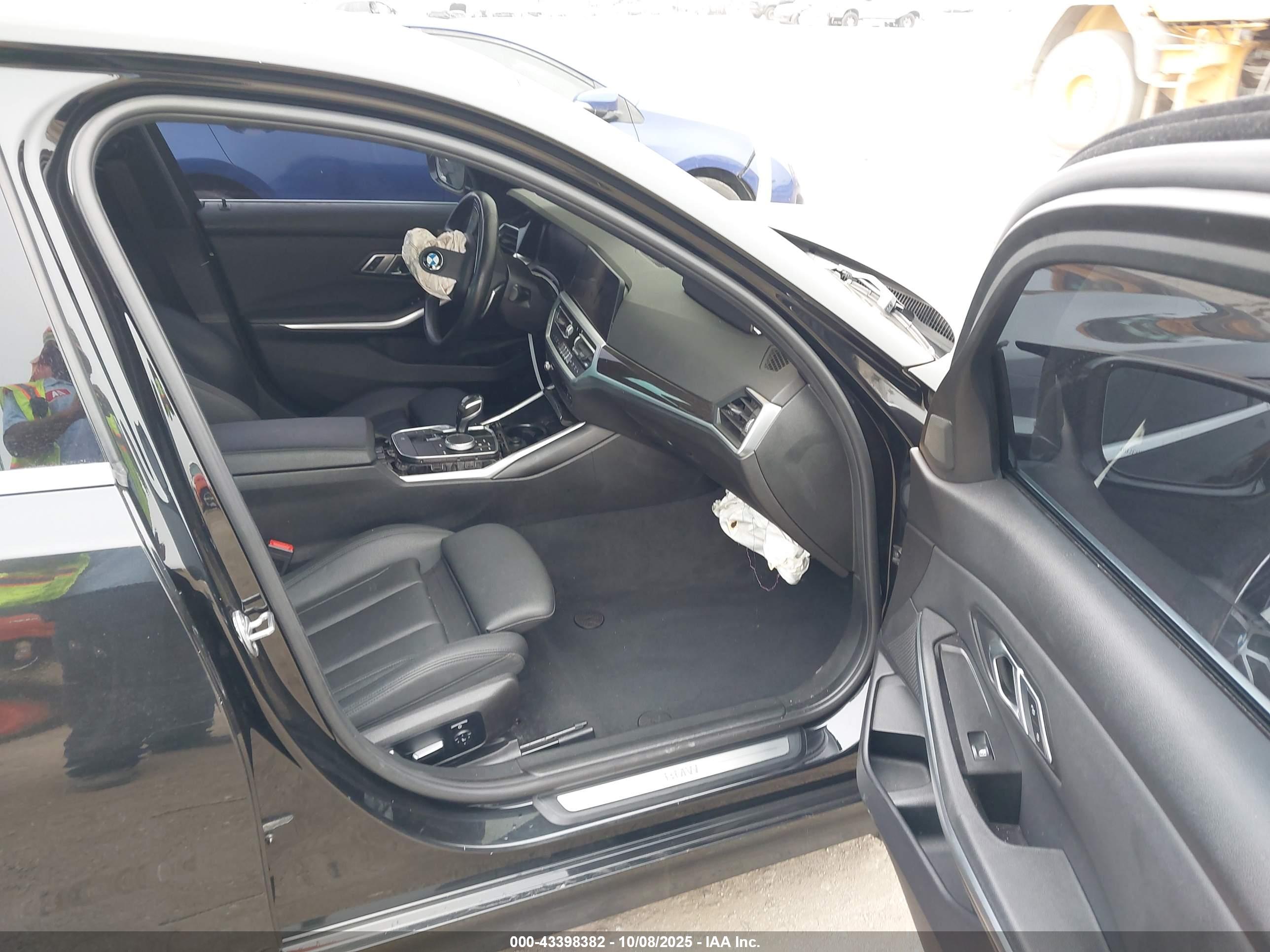 BMW 330I image 5