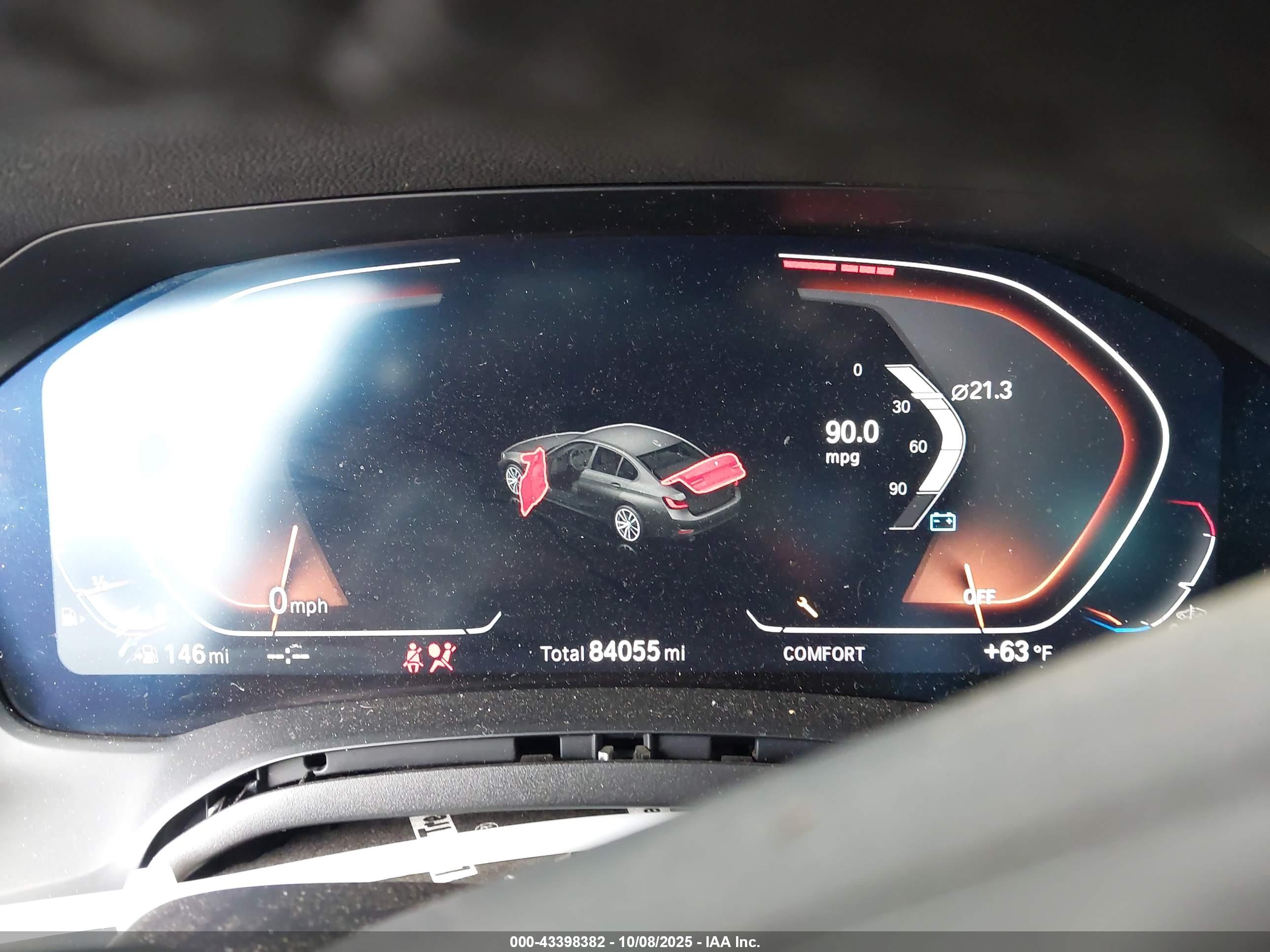 BMW 330I image 7