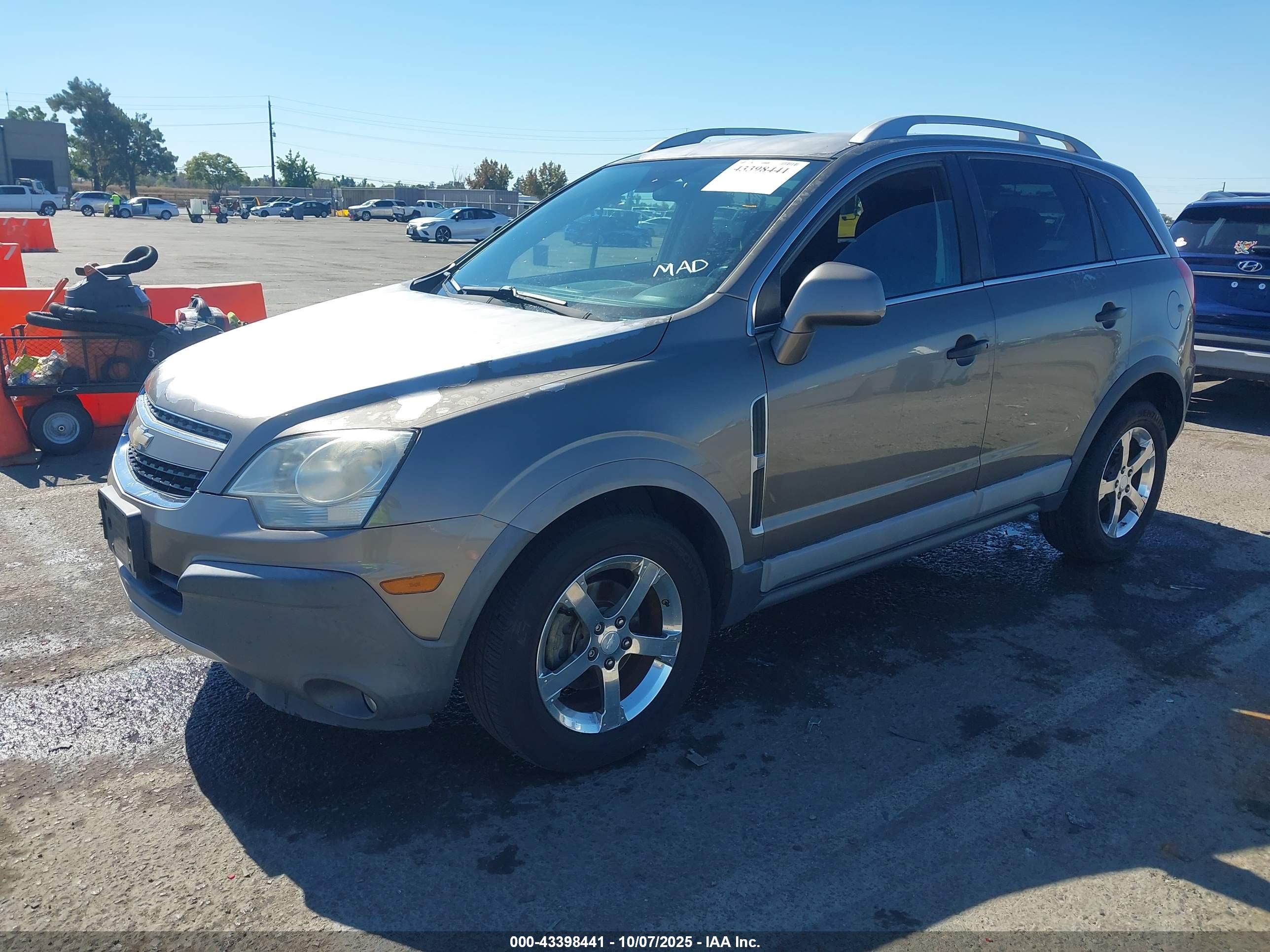 CHEVROLET CAPTIVA image 2