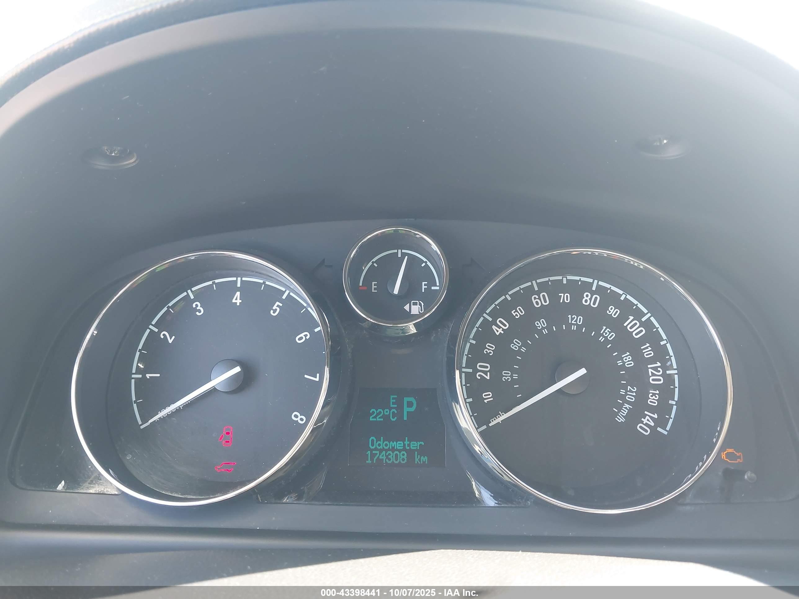 CHEVROLET CAPTIVA image 7