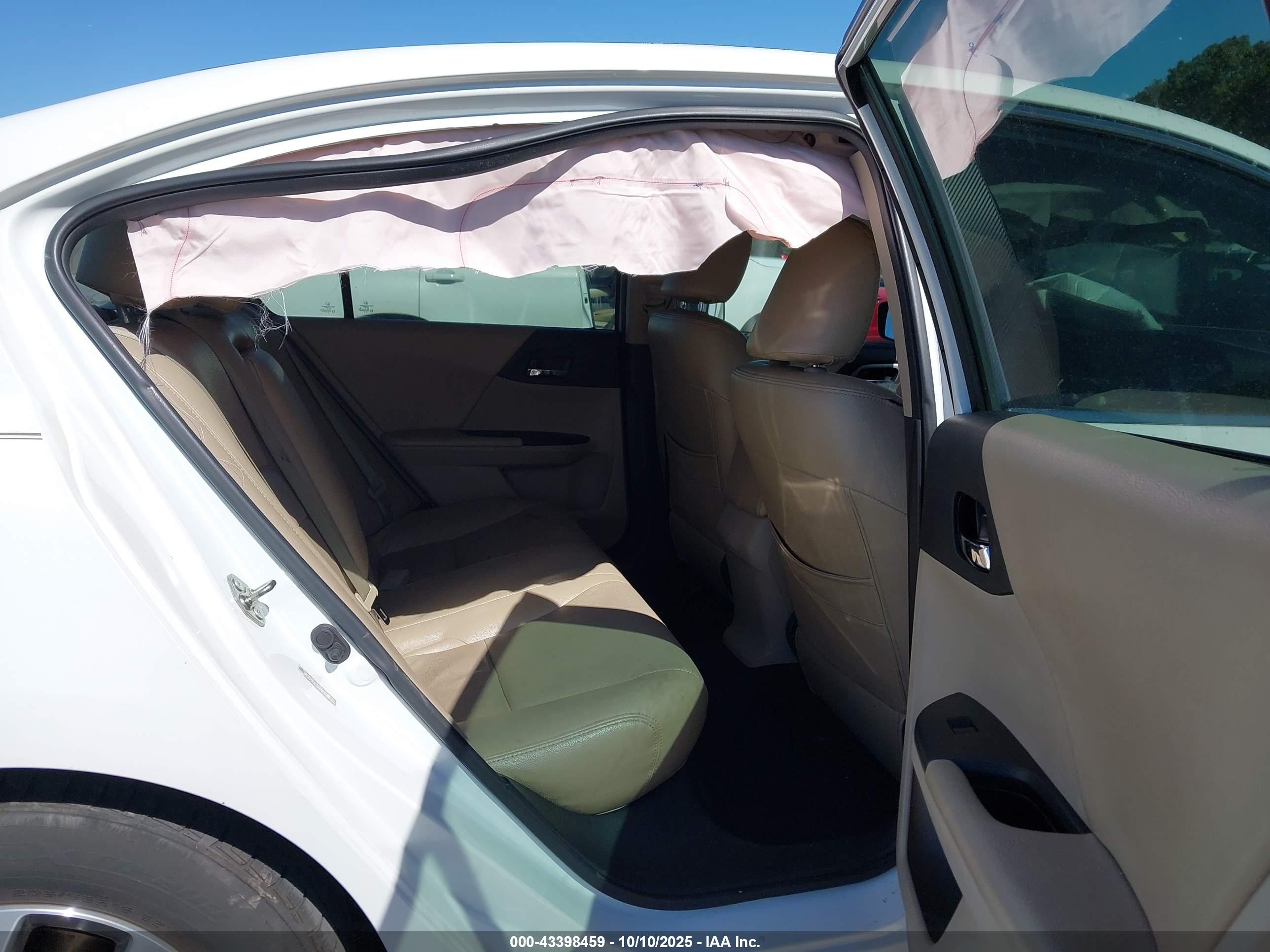 HONDA ACCORD image 8