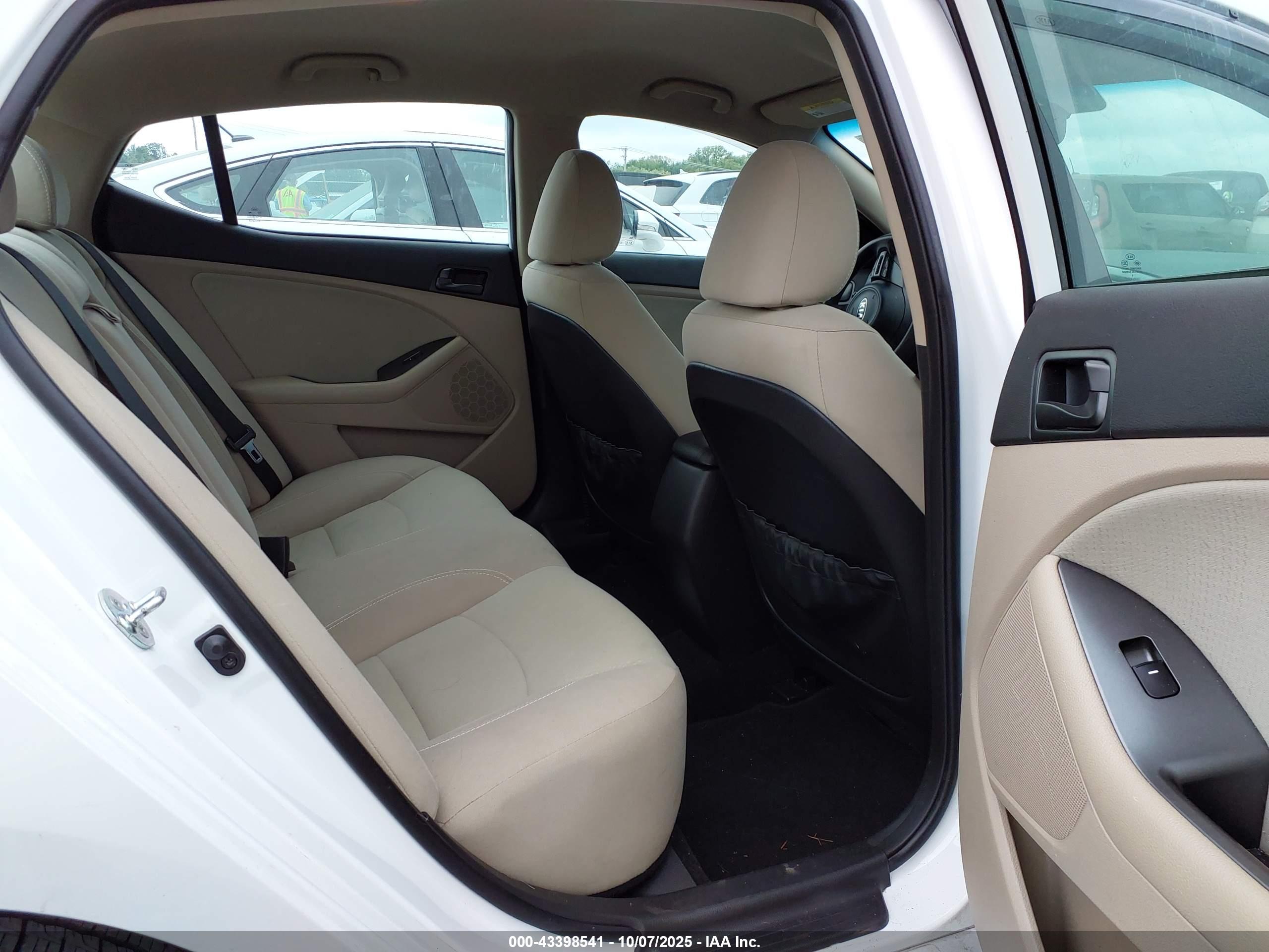 KIA OPTIMA image 8
