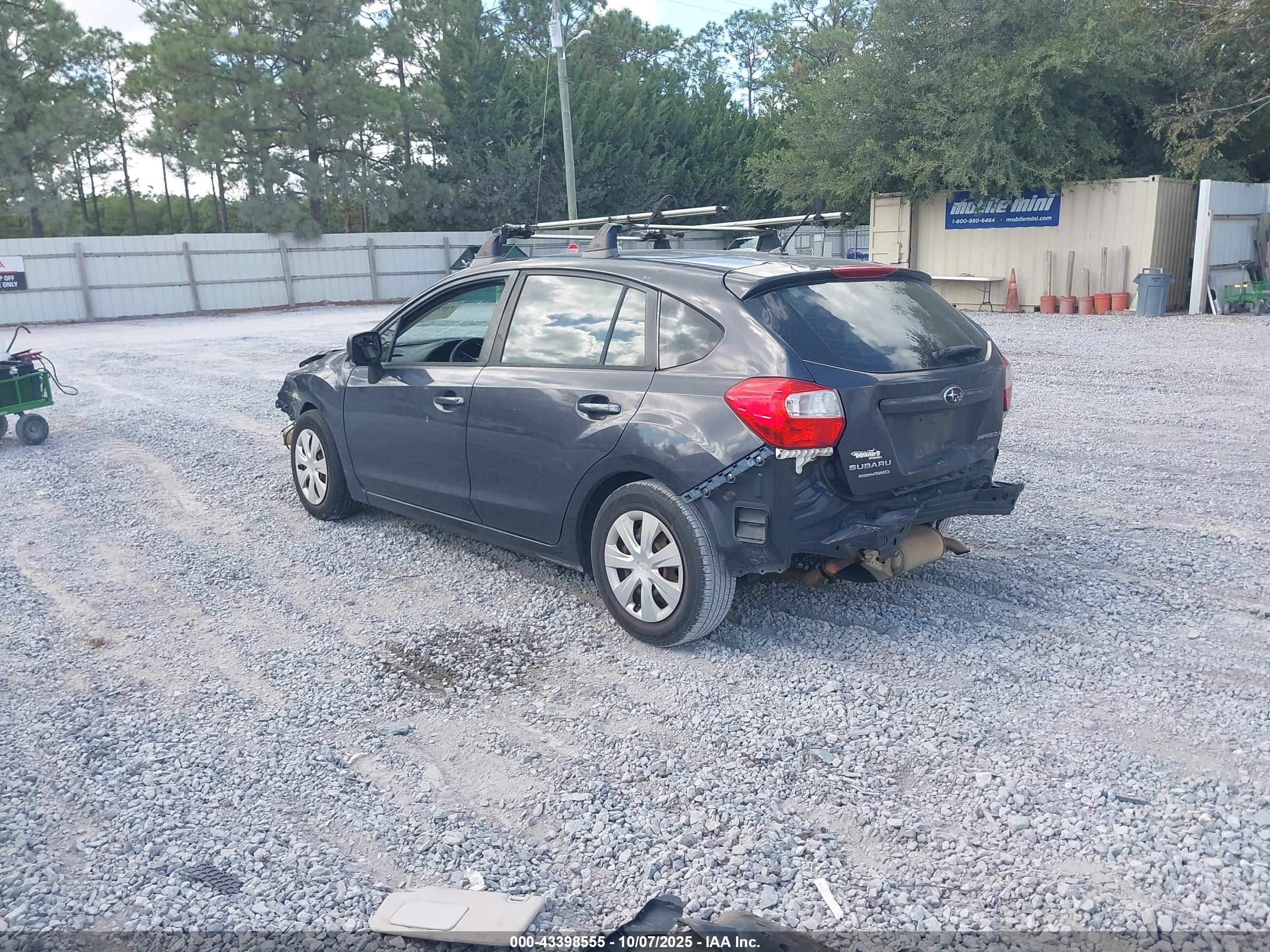 SUBARU IMPREZA image 3