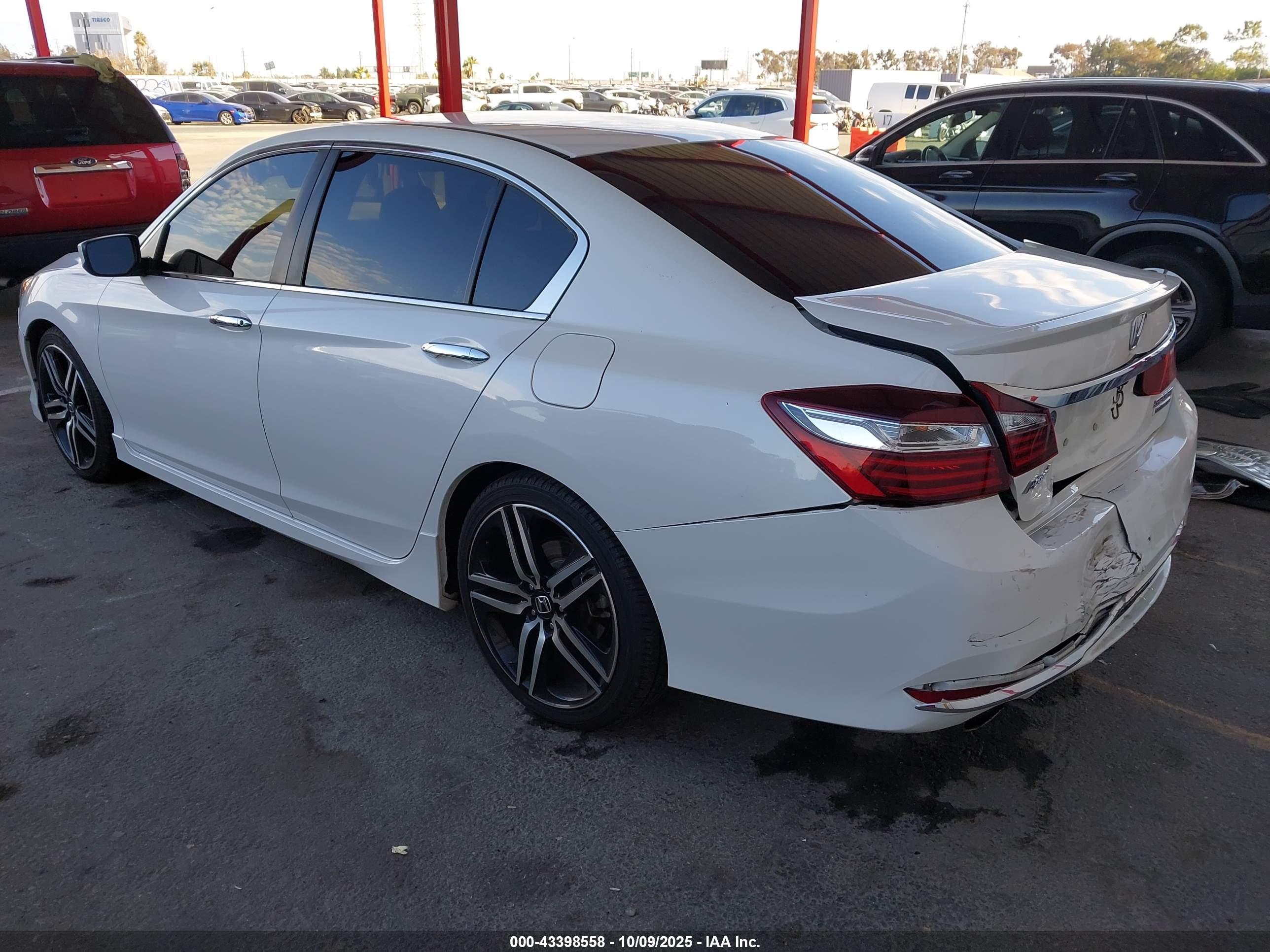 HONDA ACCORD image 3