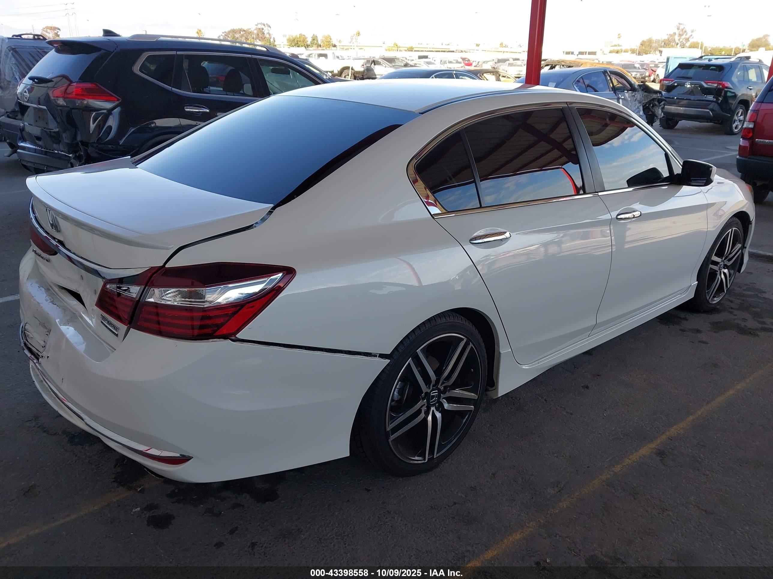 HONDA ACCORD image 4