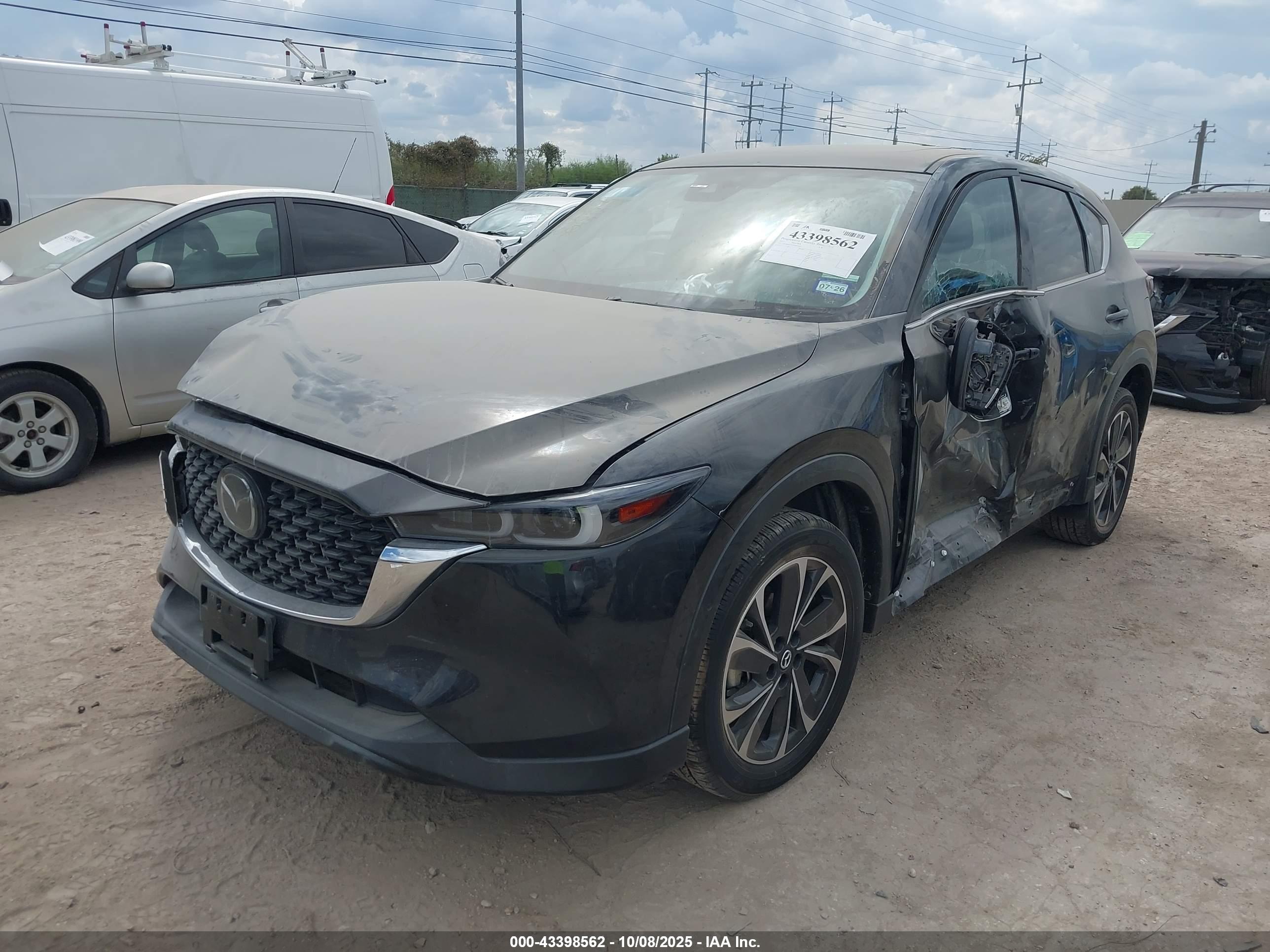 MAZDA CX-5 image 2