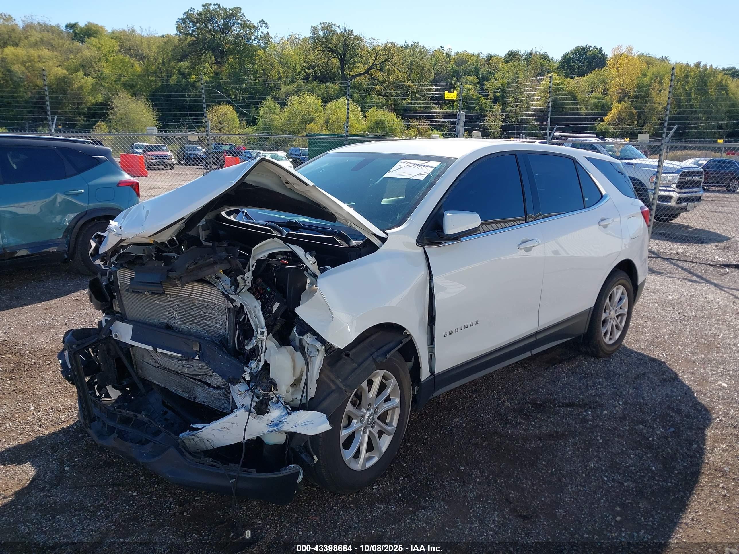 CHEVROLET EQUINOX image 2
