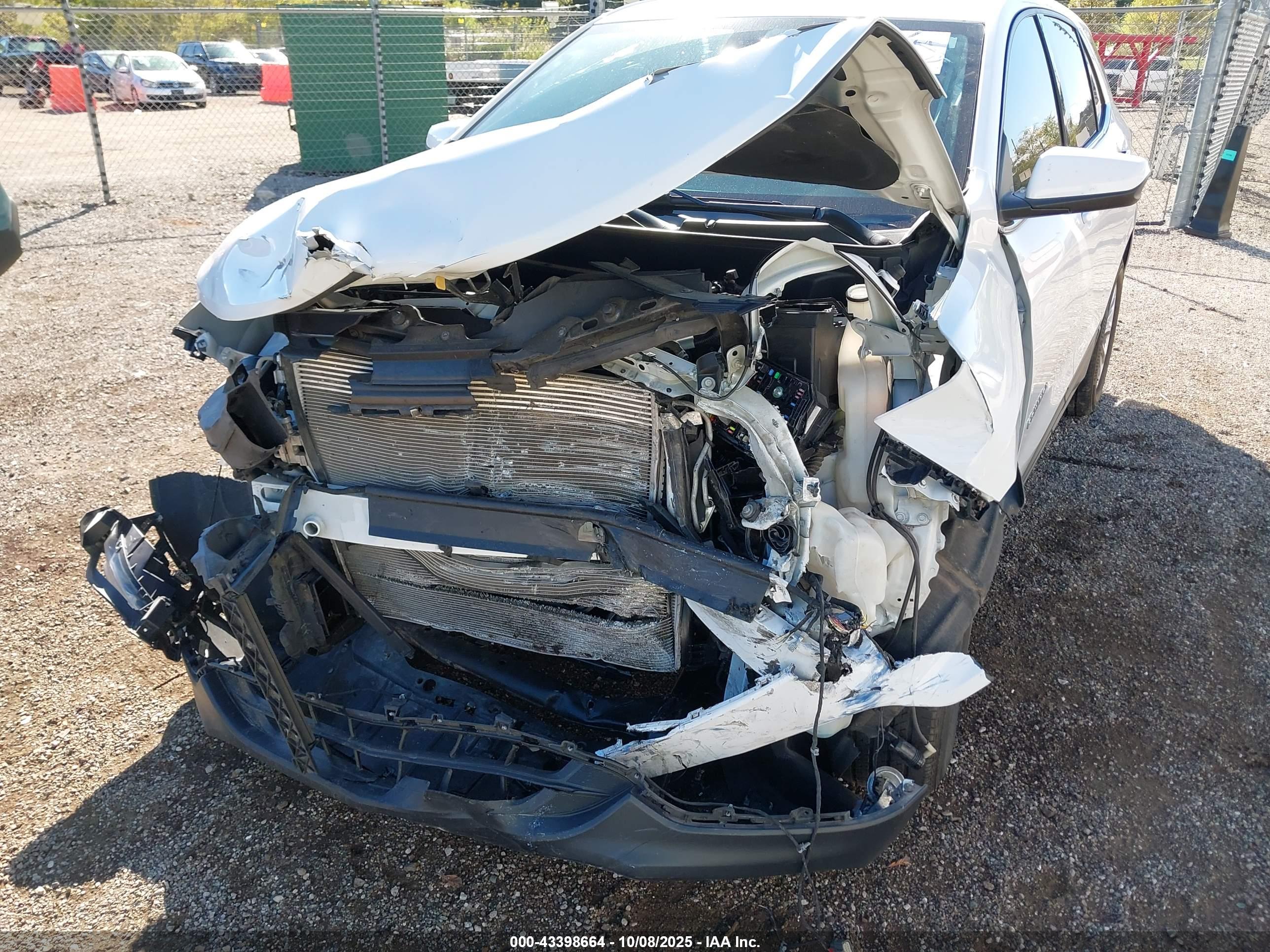 CHEVROLET EQUINOX image 6