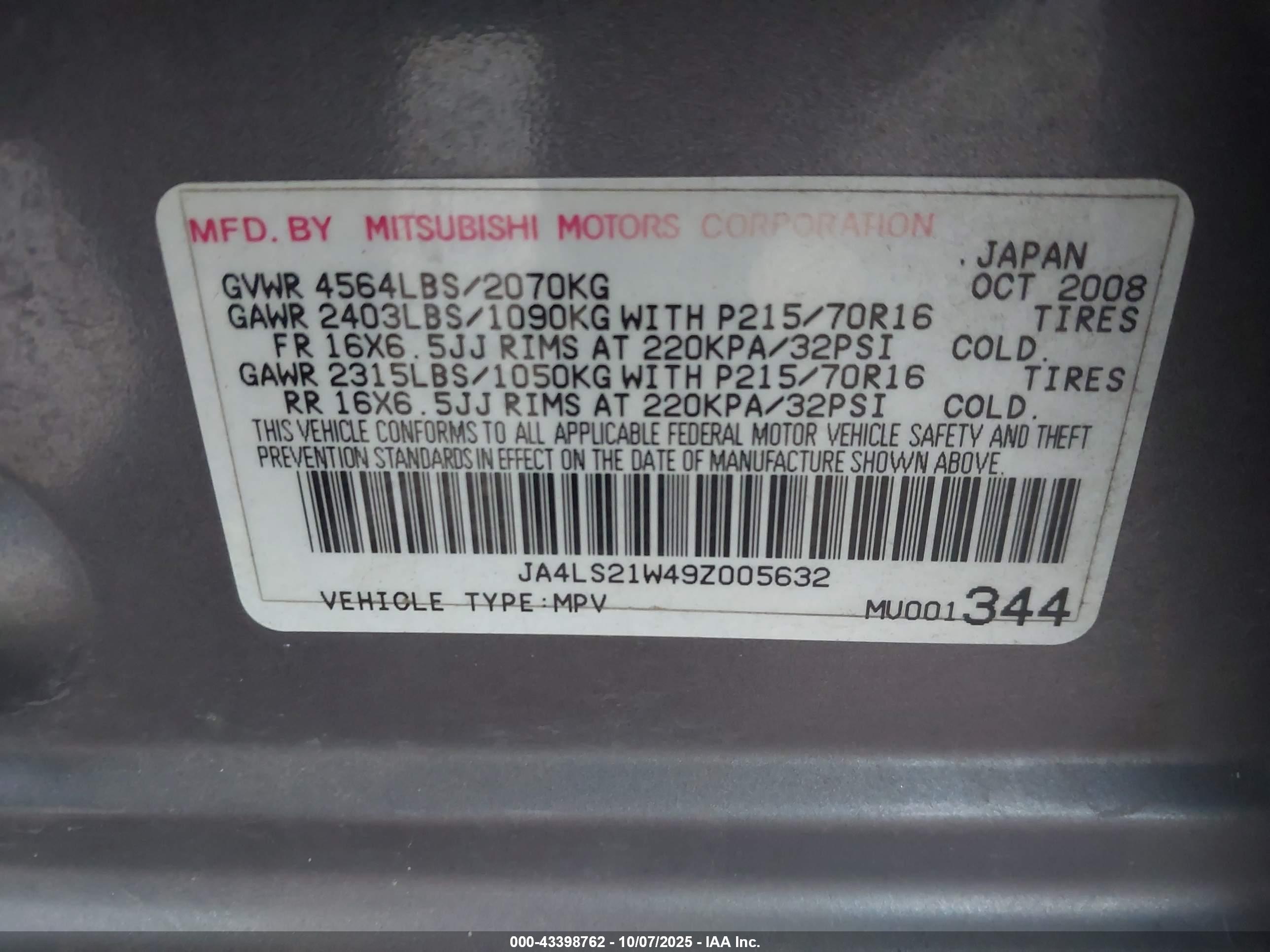 MITSUBISHI OUTLANDER image 9