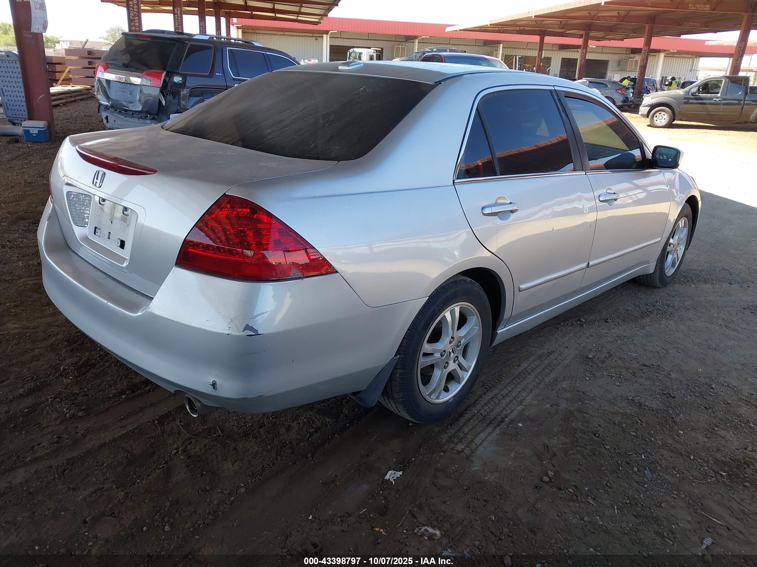 HONDA ACCORD image 4