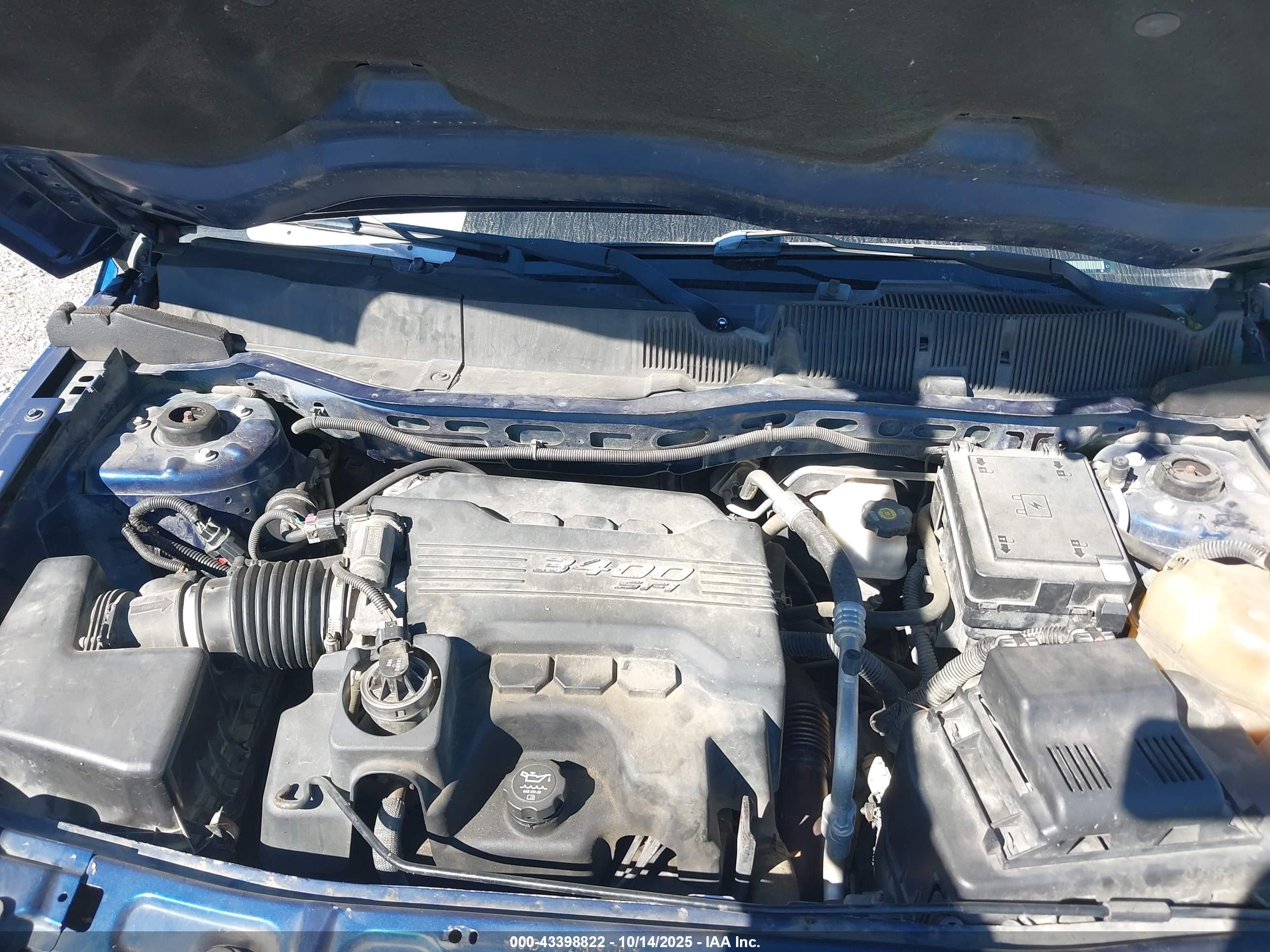 CHEVROLET EQUINOX image 10