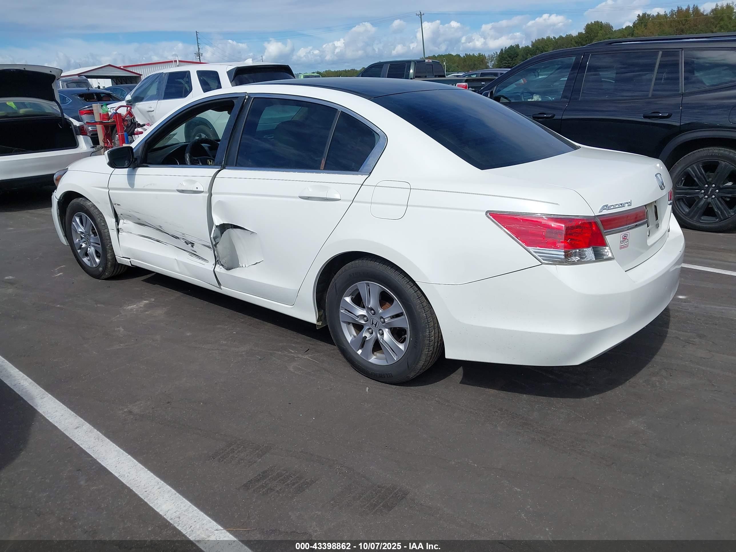 HONDA ACCORD image 3