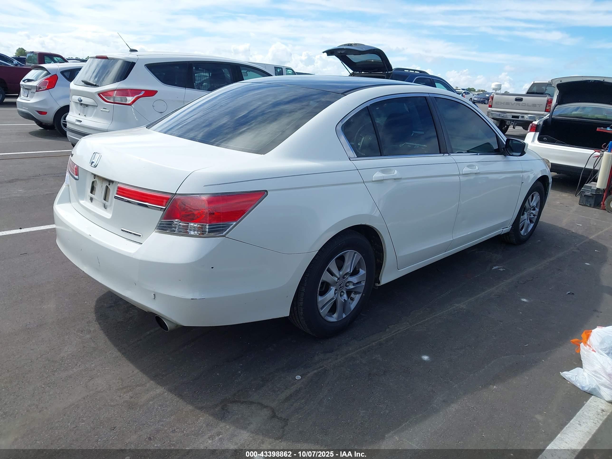 HONDA ACCORD image 4