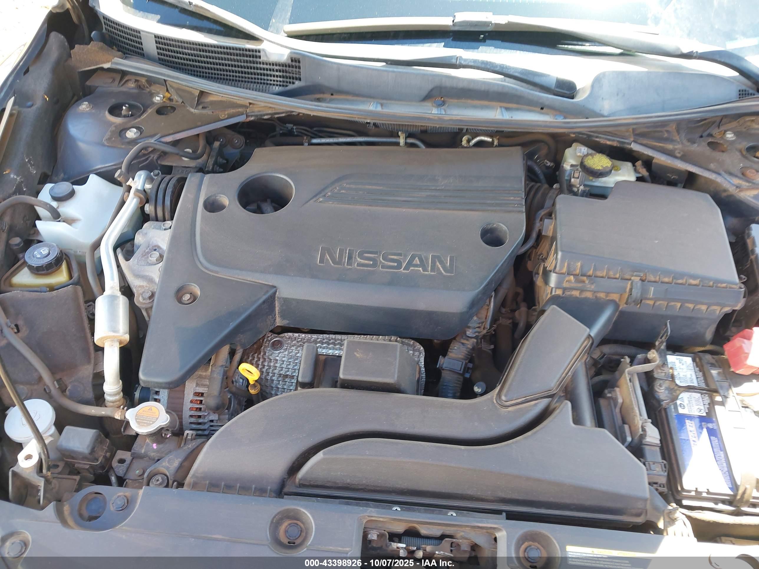 NISSAN ALTIMA image 10