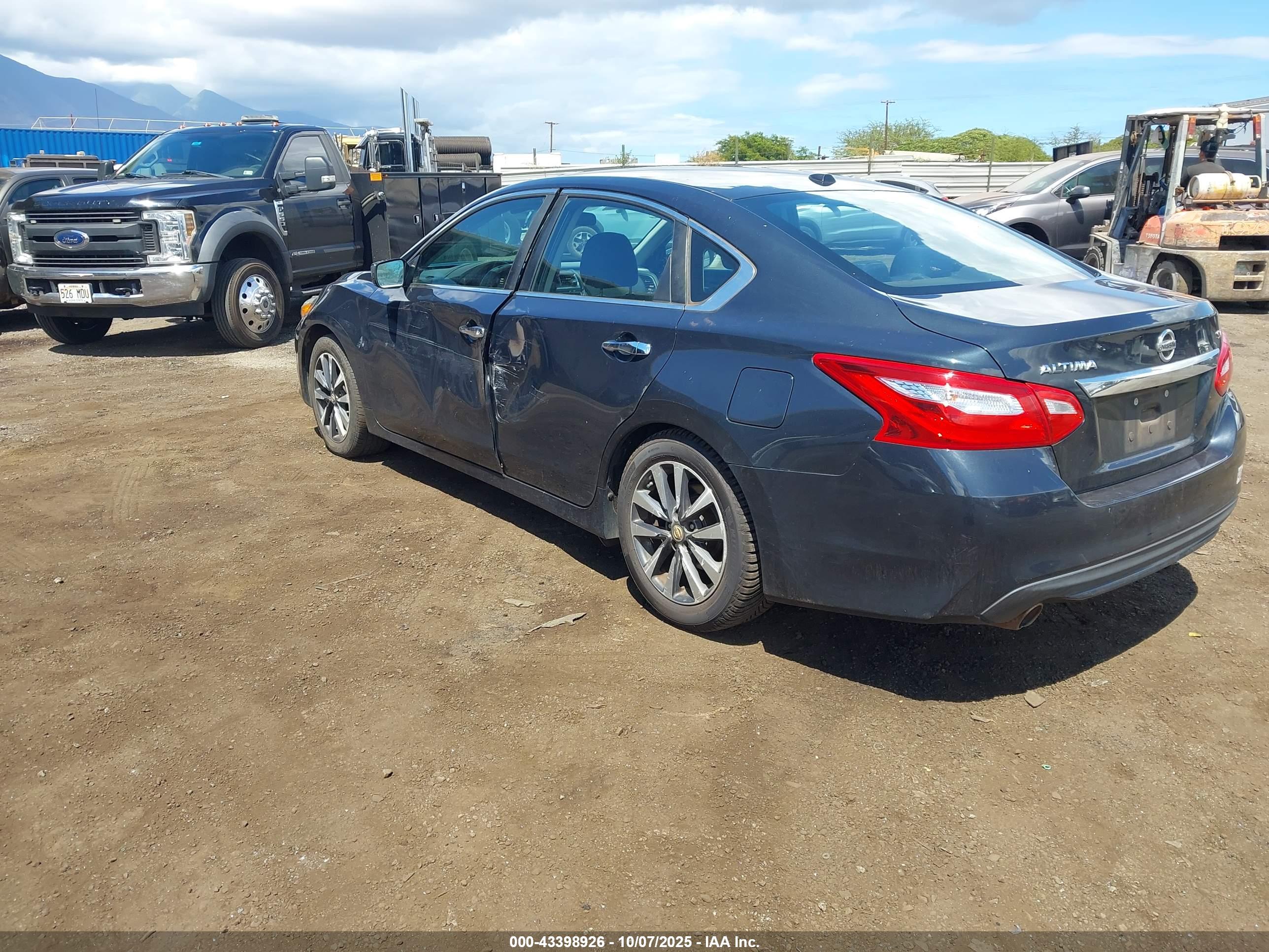 NISSAN ALTIMA image 3