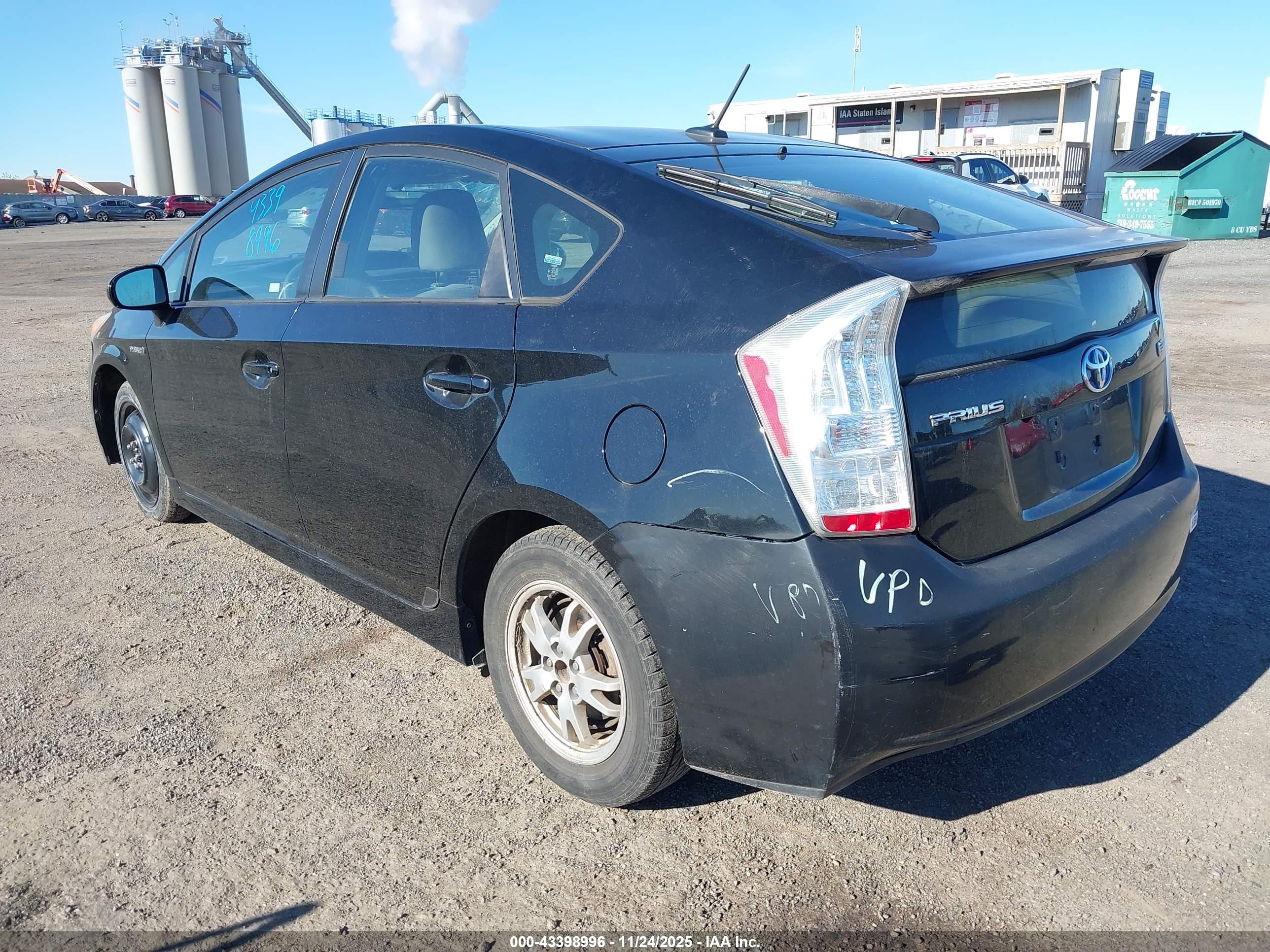 TOYOTA PRIUS image 3