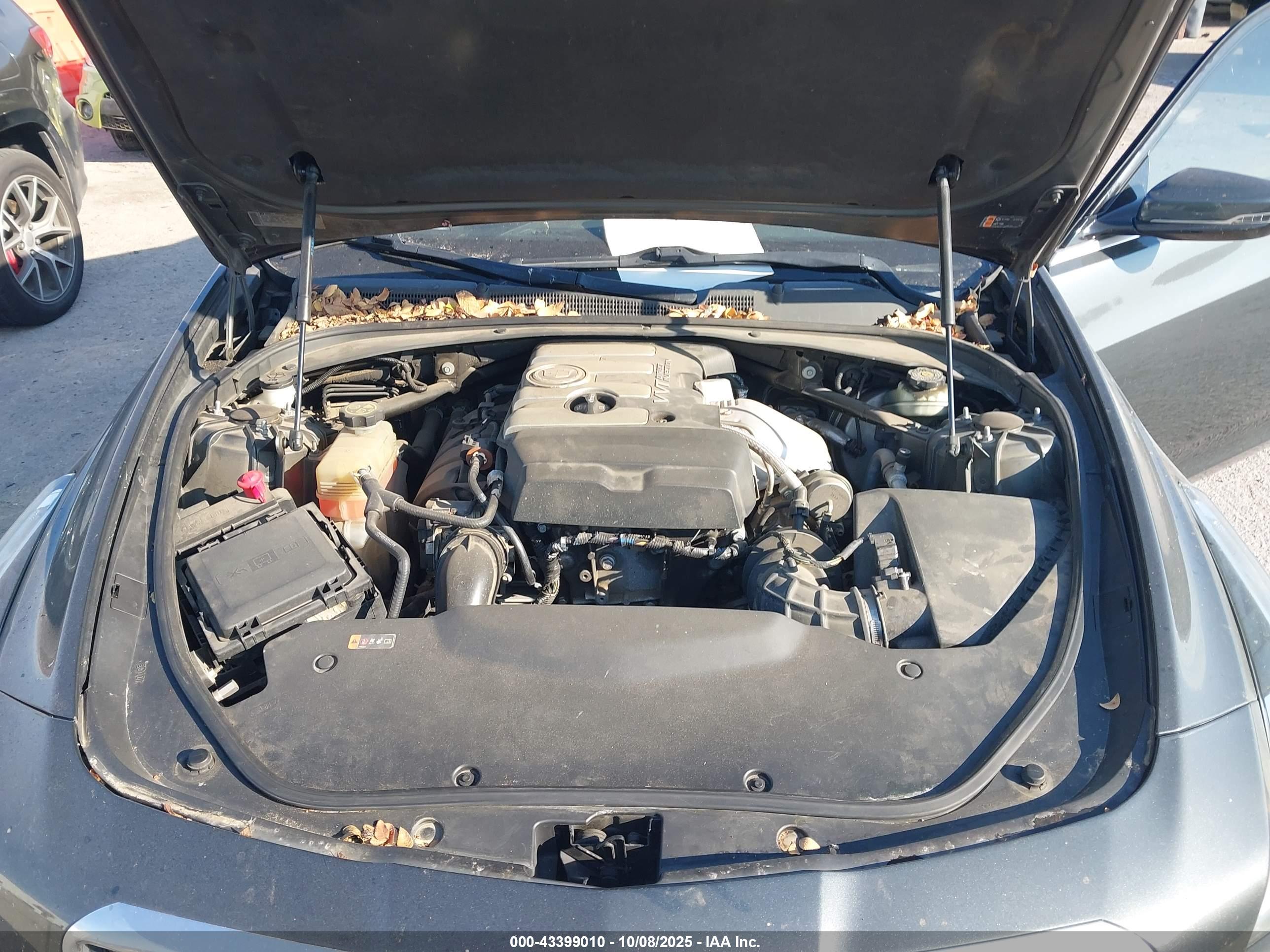 CADILLAC CTS image 10