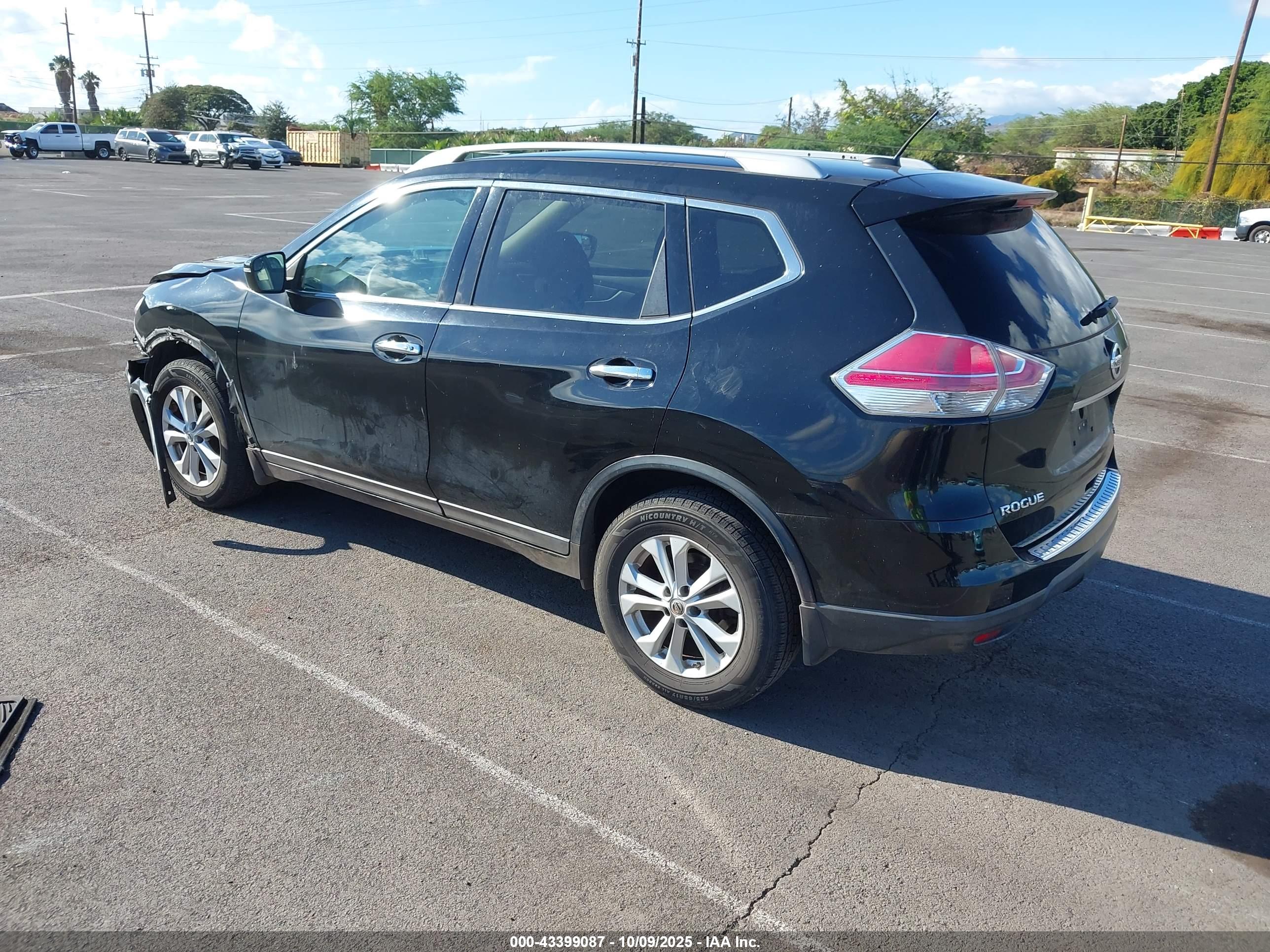 NISSAN ROGUE image 3