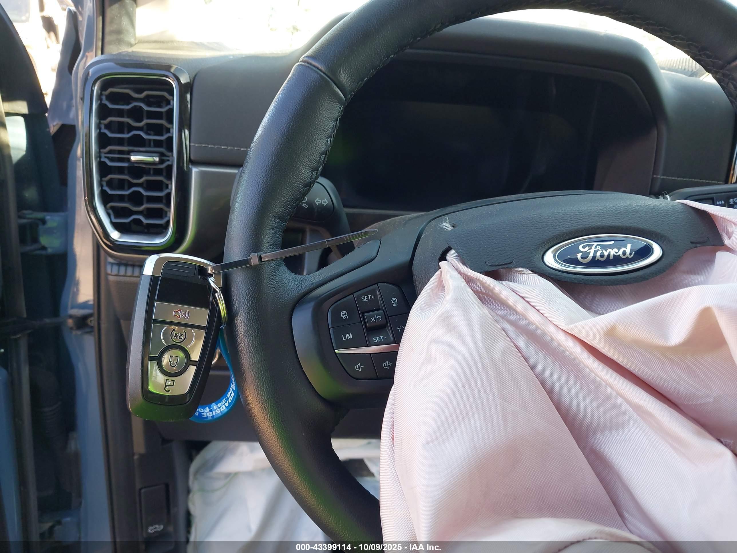 FORD RANGER image 11
