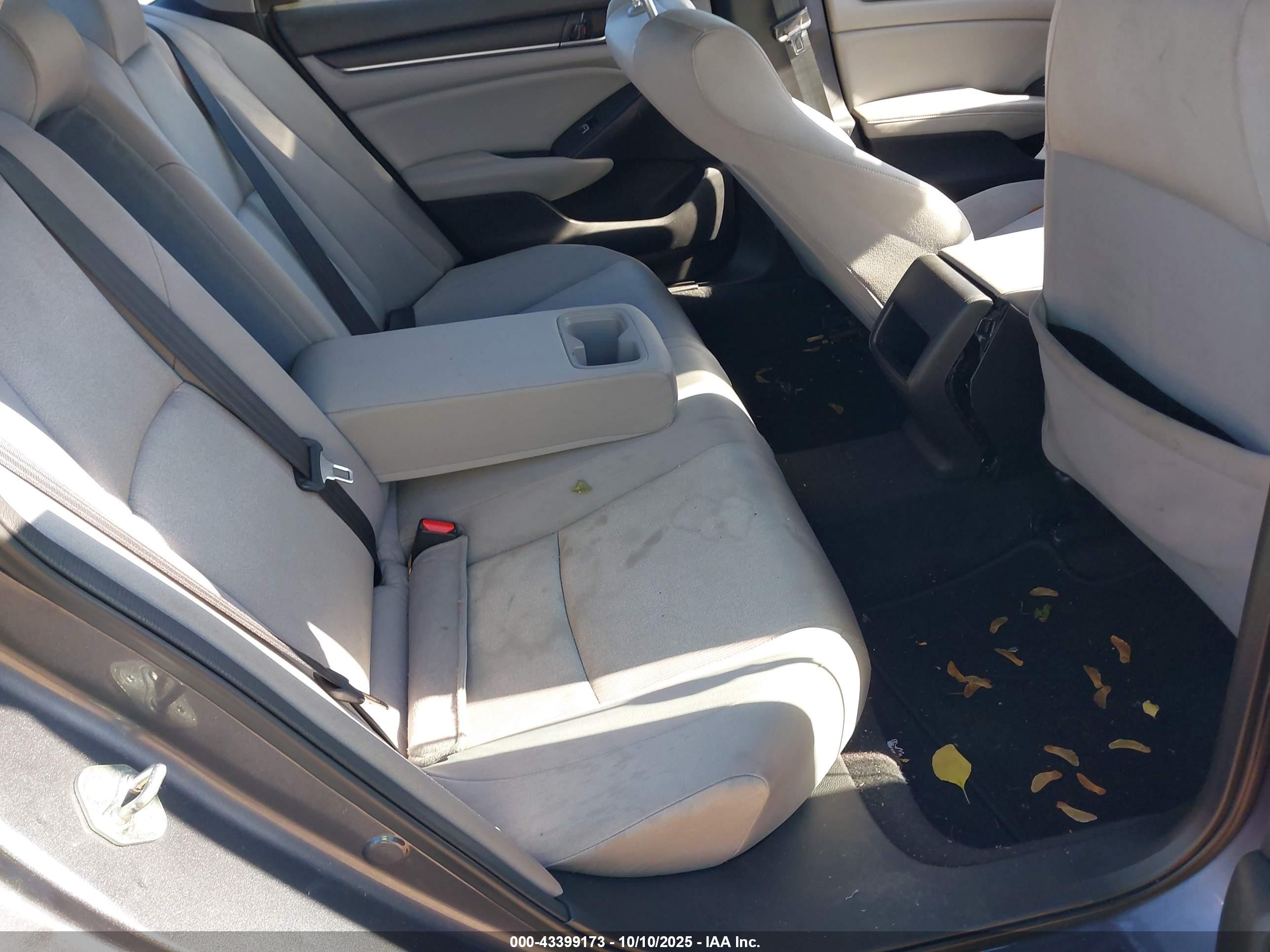 HONDA ACCORD image 8