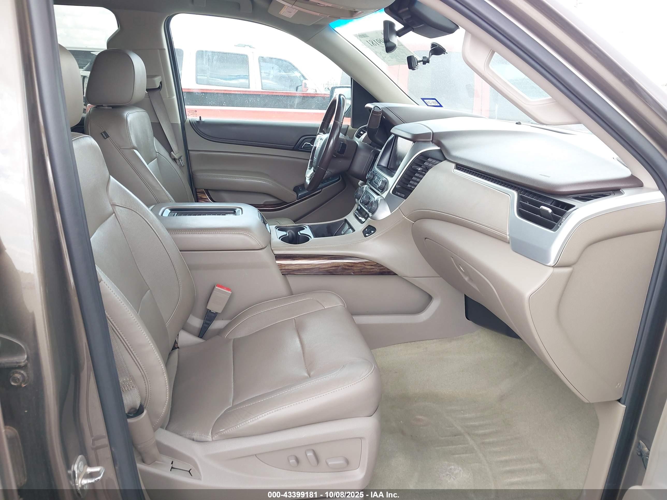GMC YUKON image 5