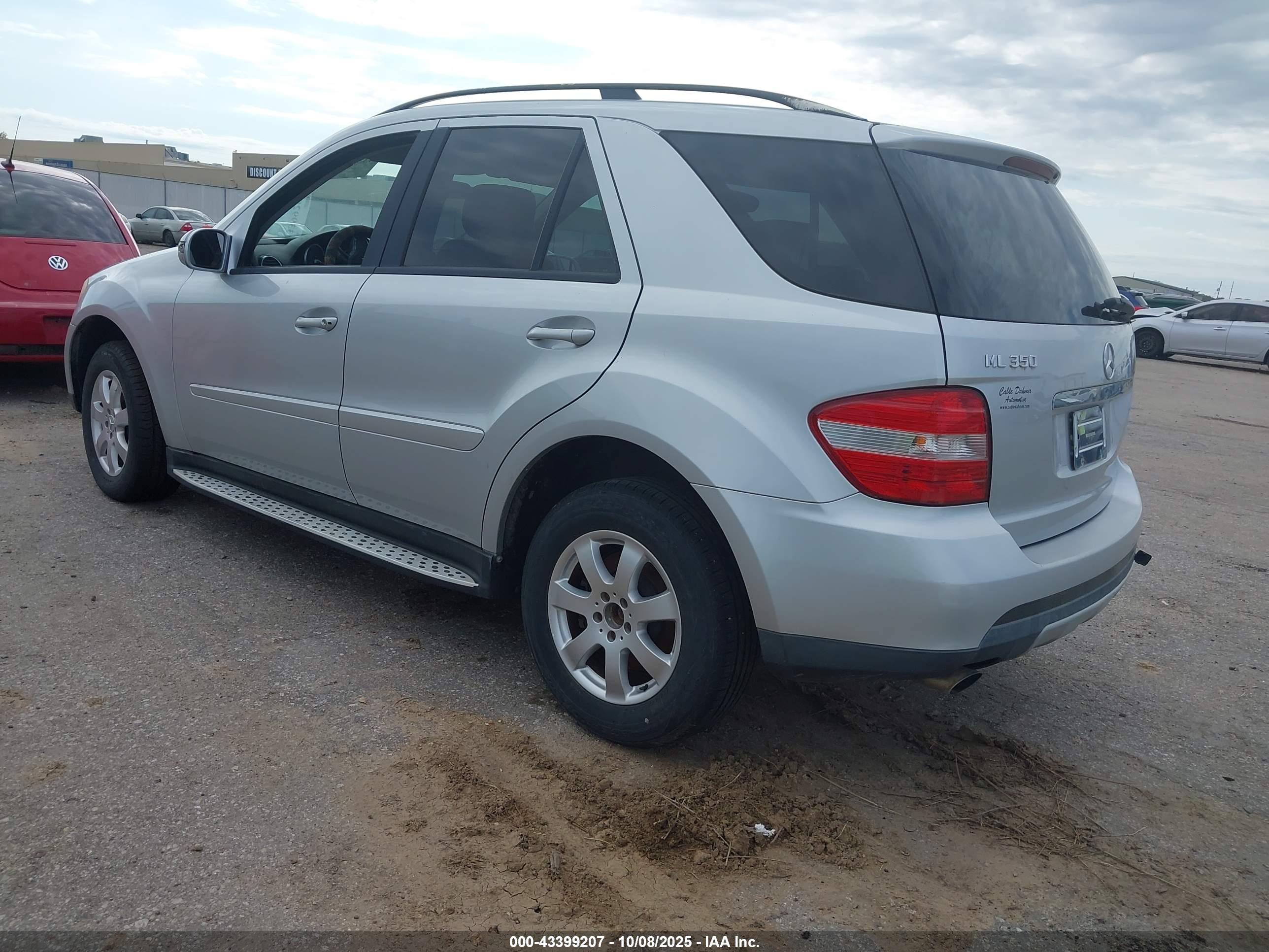 MERCEDES-BENZ ML image 3
