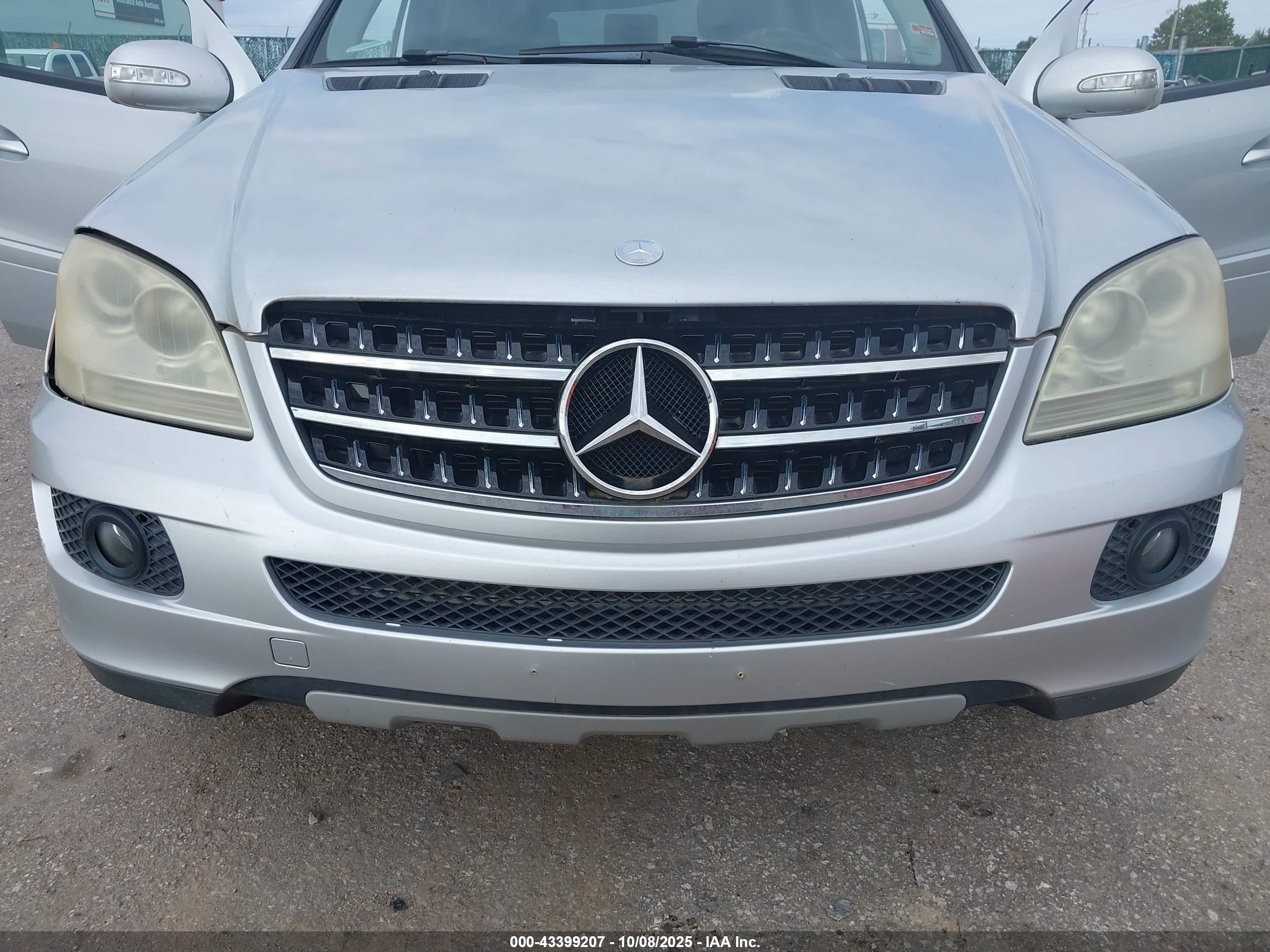 MERCEDES-BENZ ML image 6
