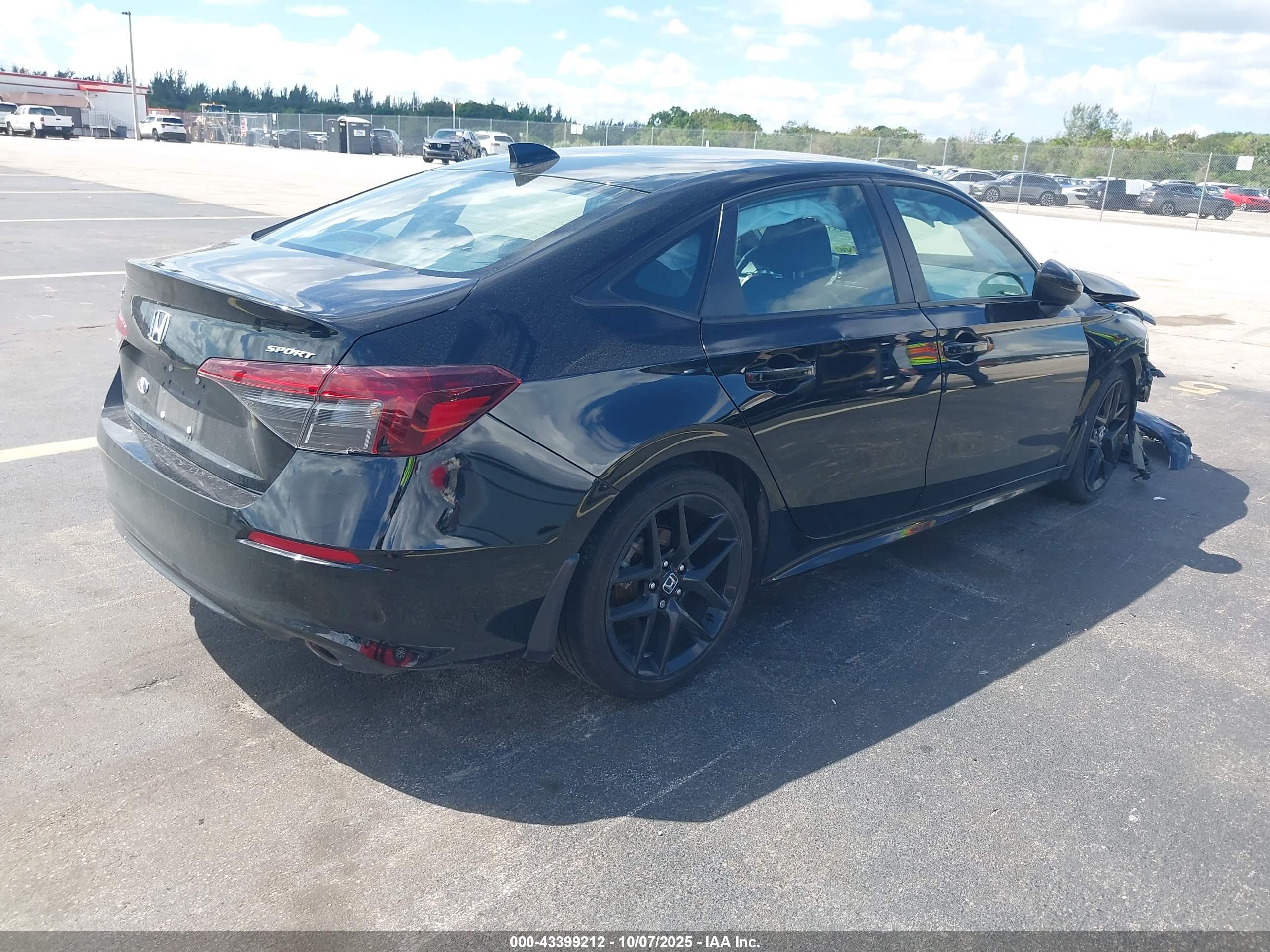 HONDA CIVIC image 4