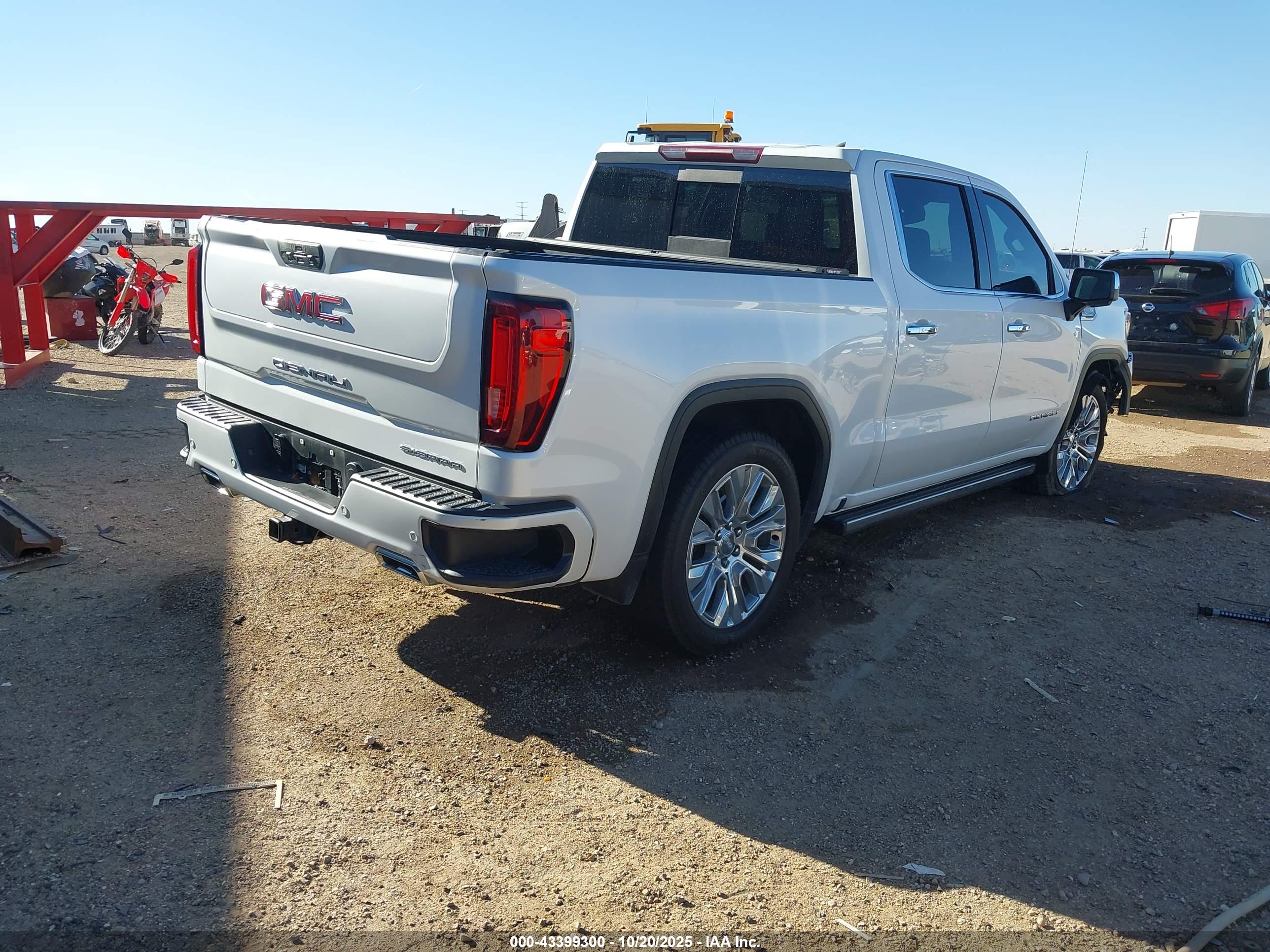 GMC SIERRA image 4
