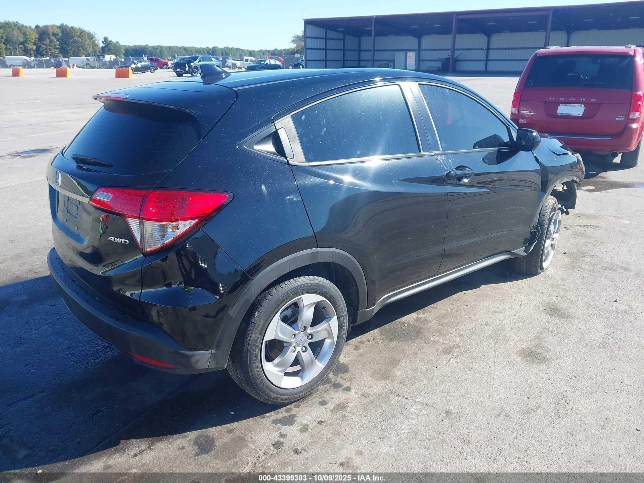 HONDA HR-V image 4