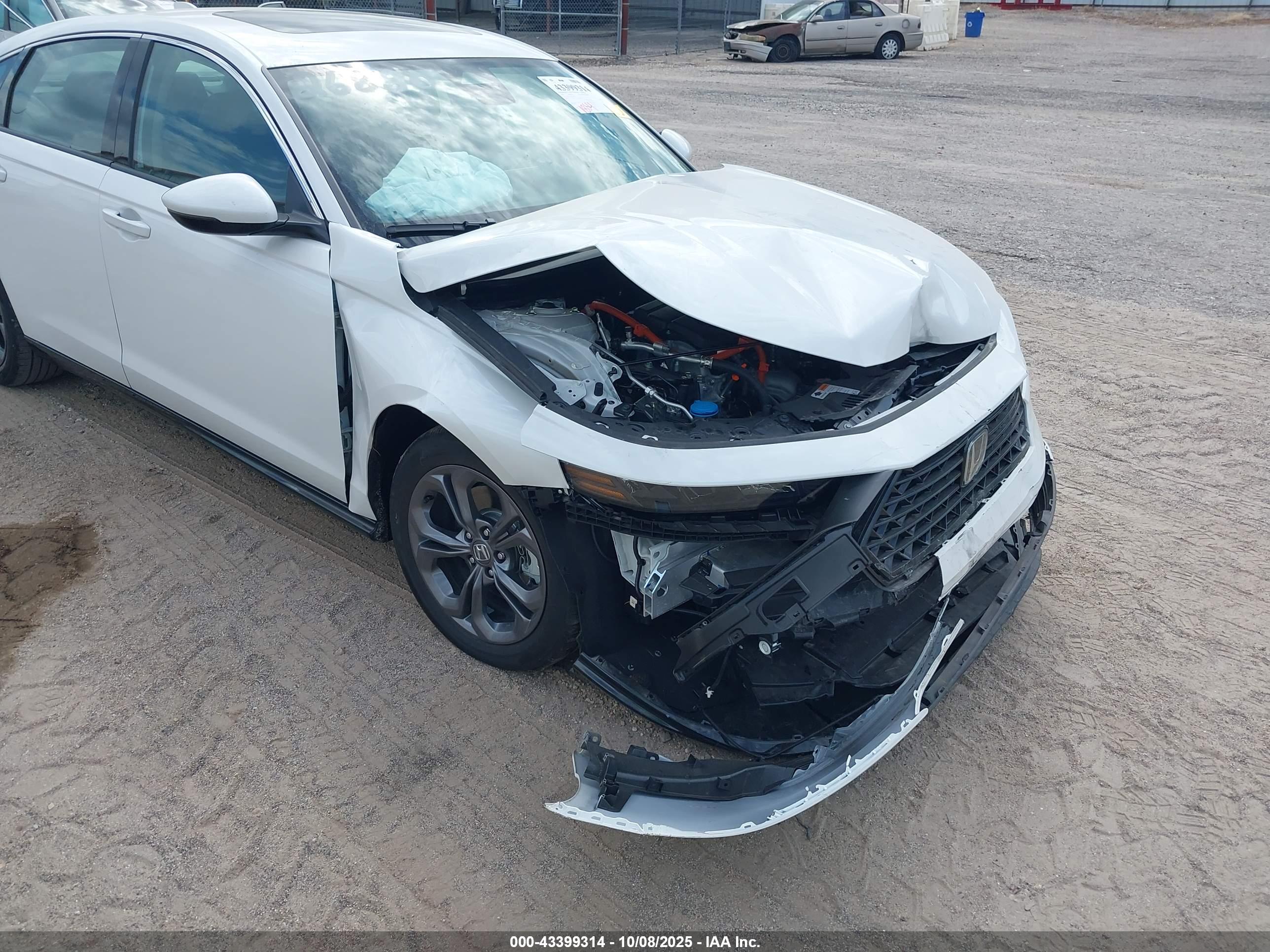 HONDA ACCORD image 6