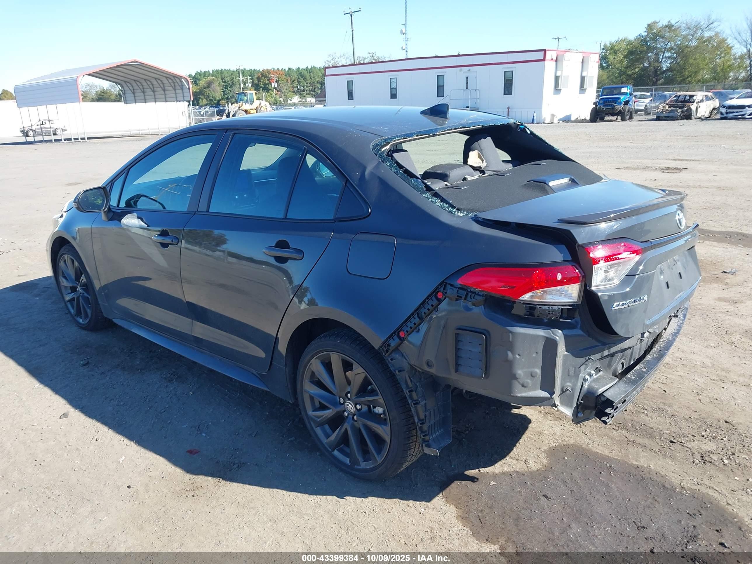 TOYOTA COROLLA image 3