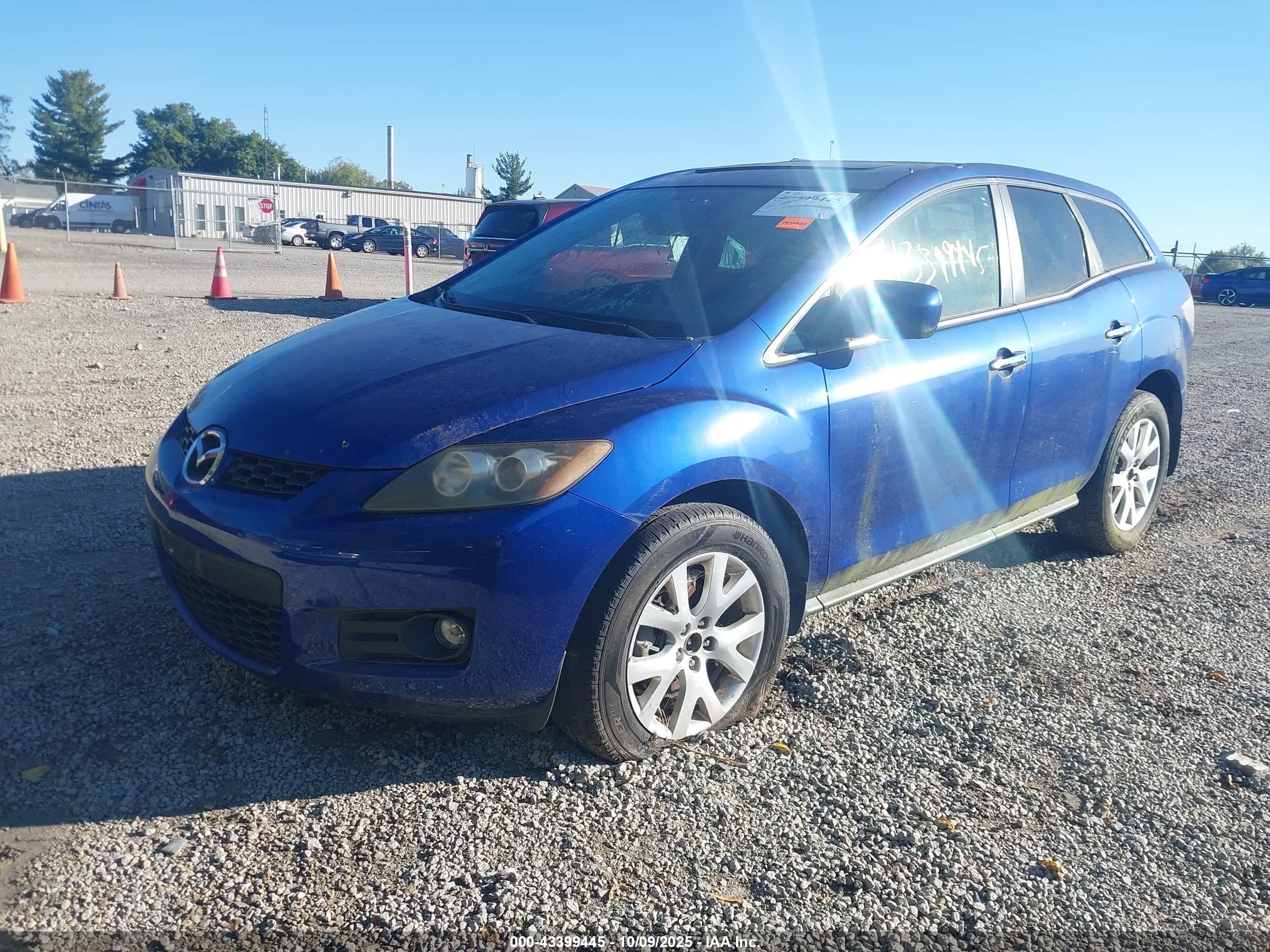 MAZDA CX-7 image 2