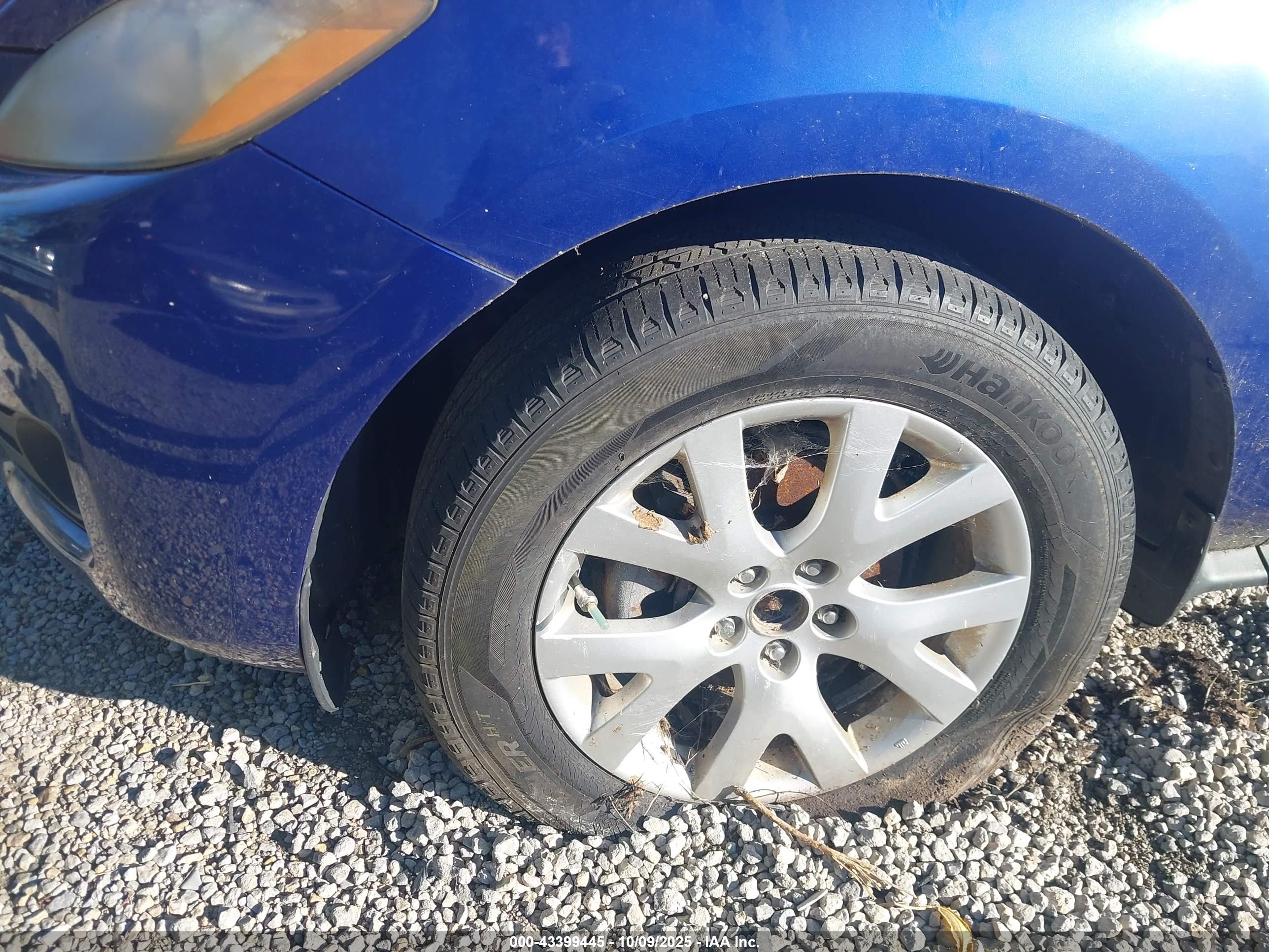 MAZDA CX-7 image 6