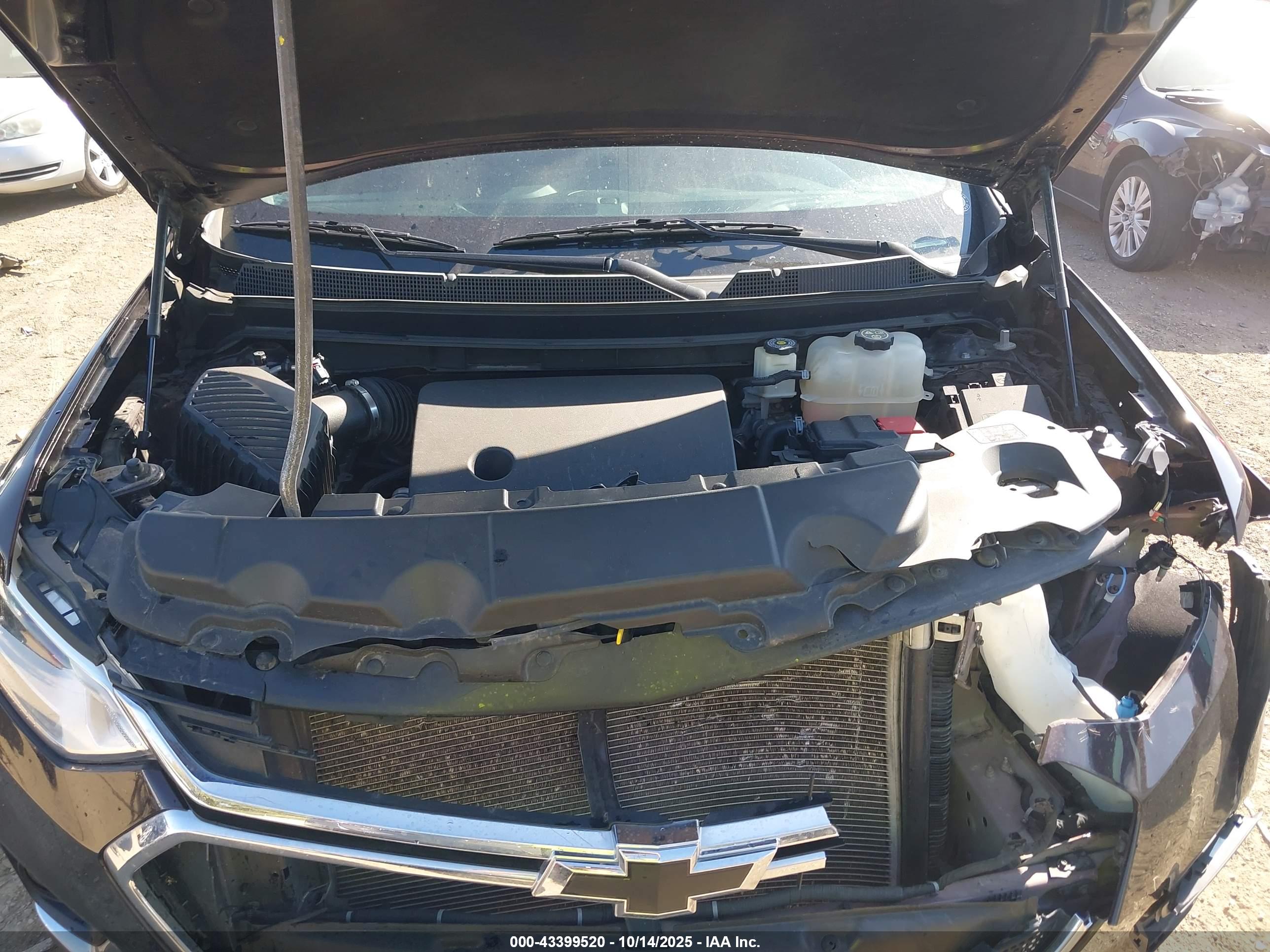 CHEVROLET TRAVERSE image 10