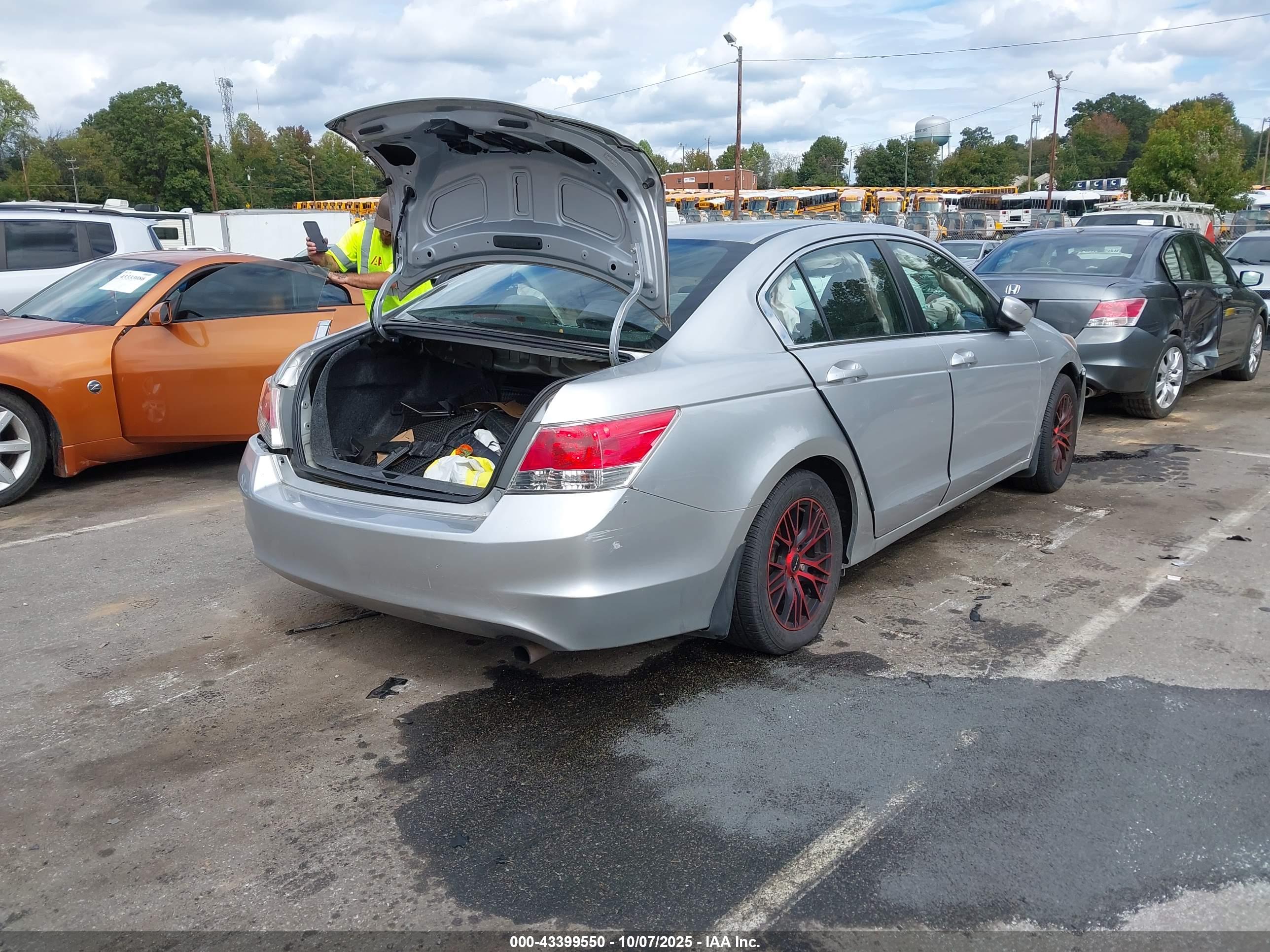 HONDA ACCORD image 4