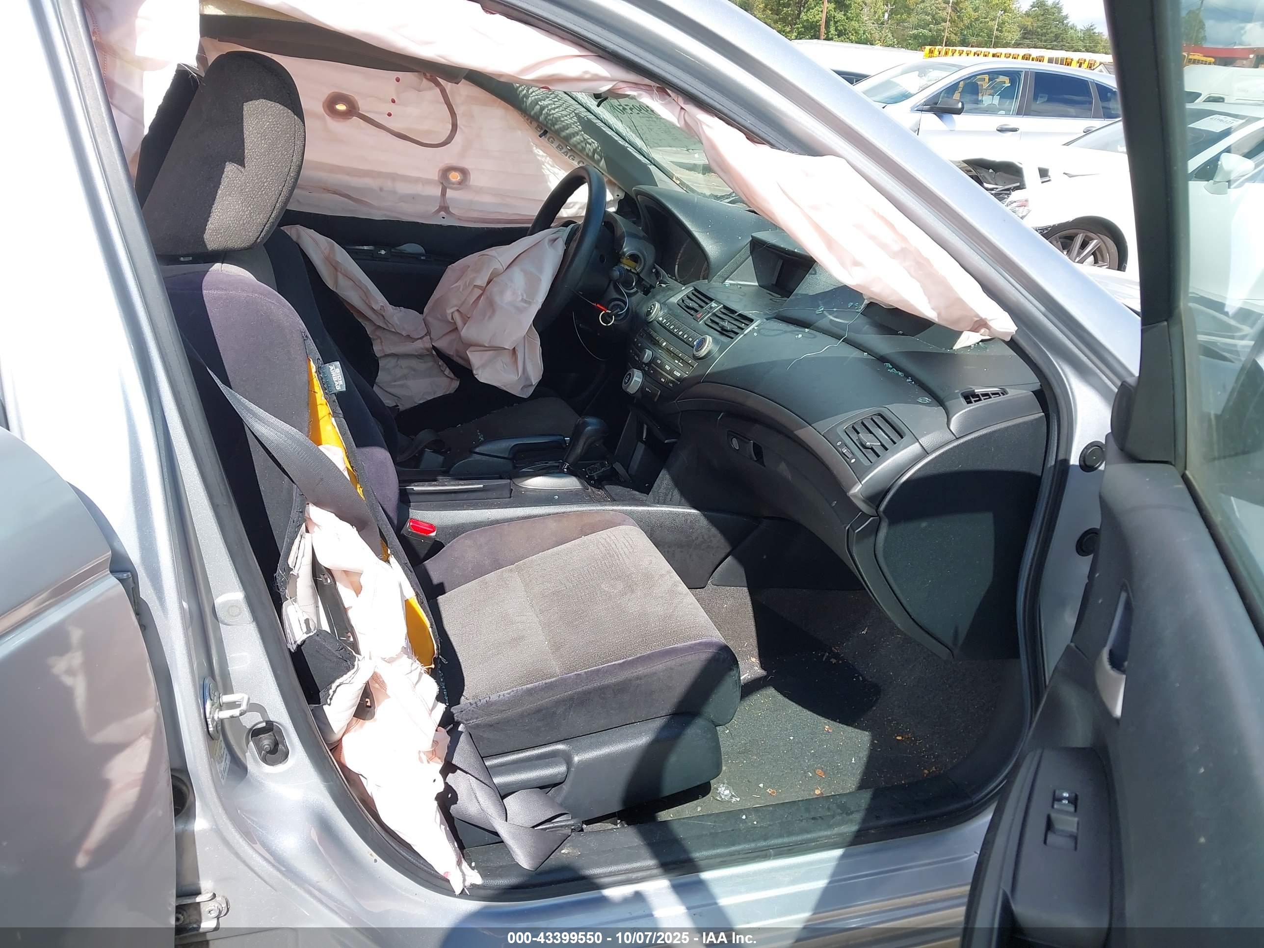 HONDA ACCORD image 5