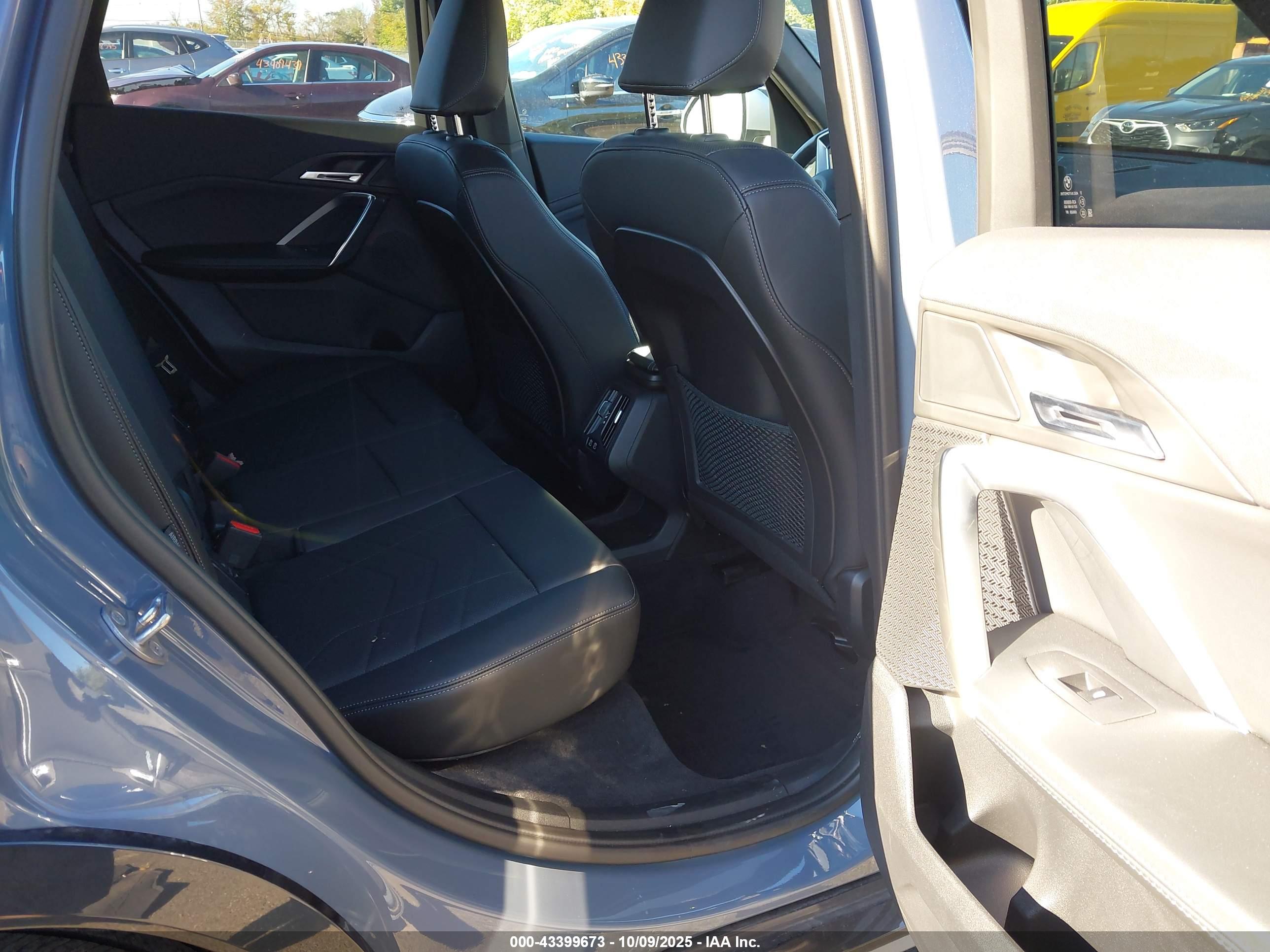 BMW X1 image 8