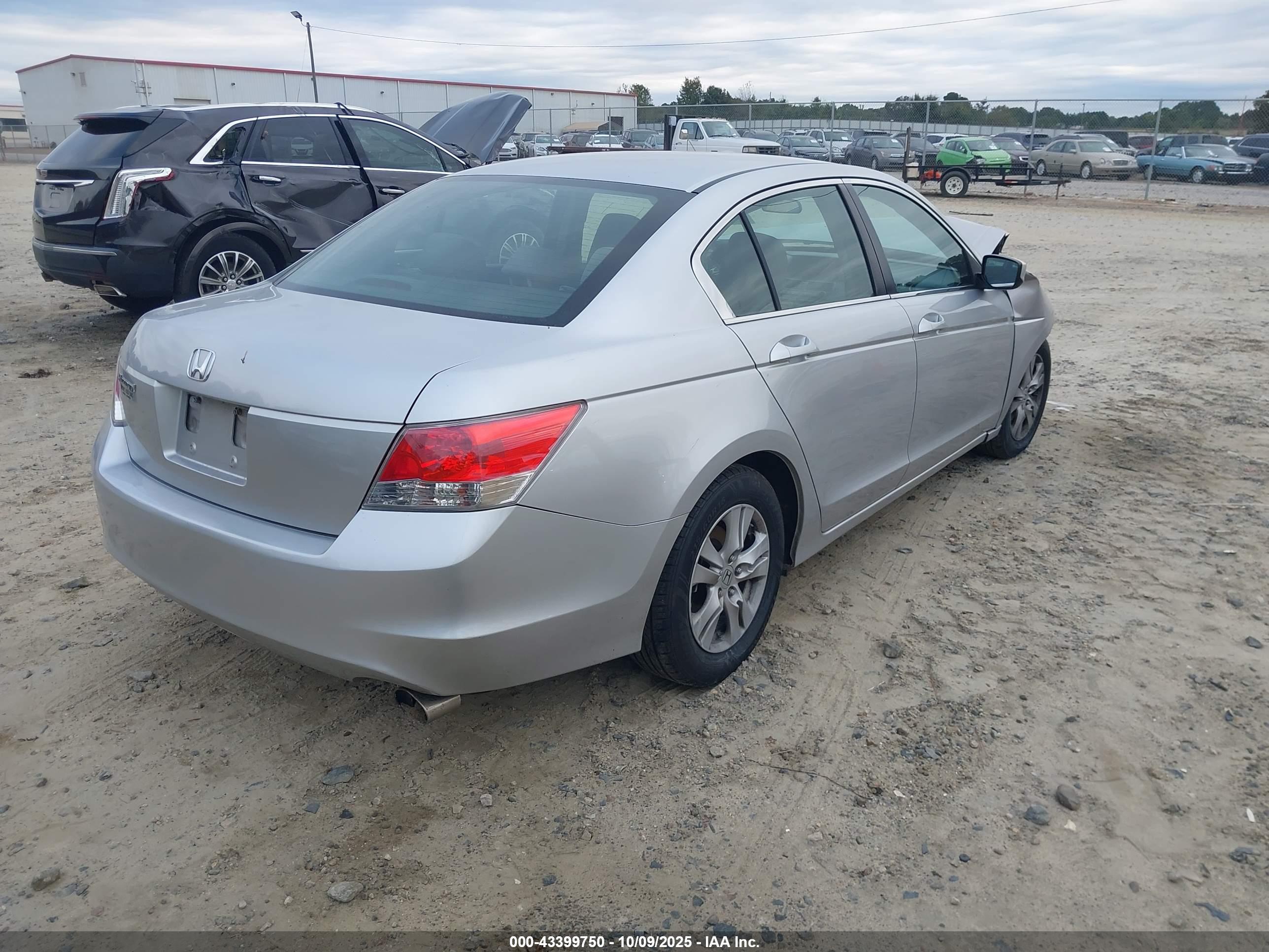 HONDA ACCORD image 4