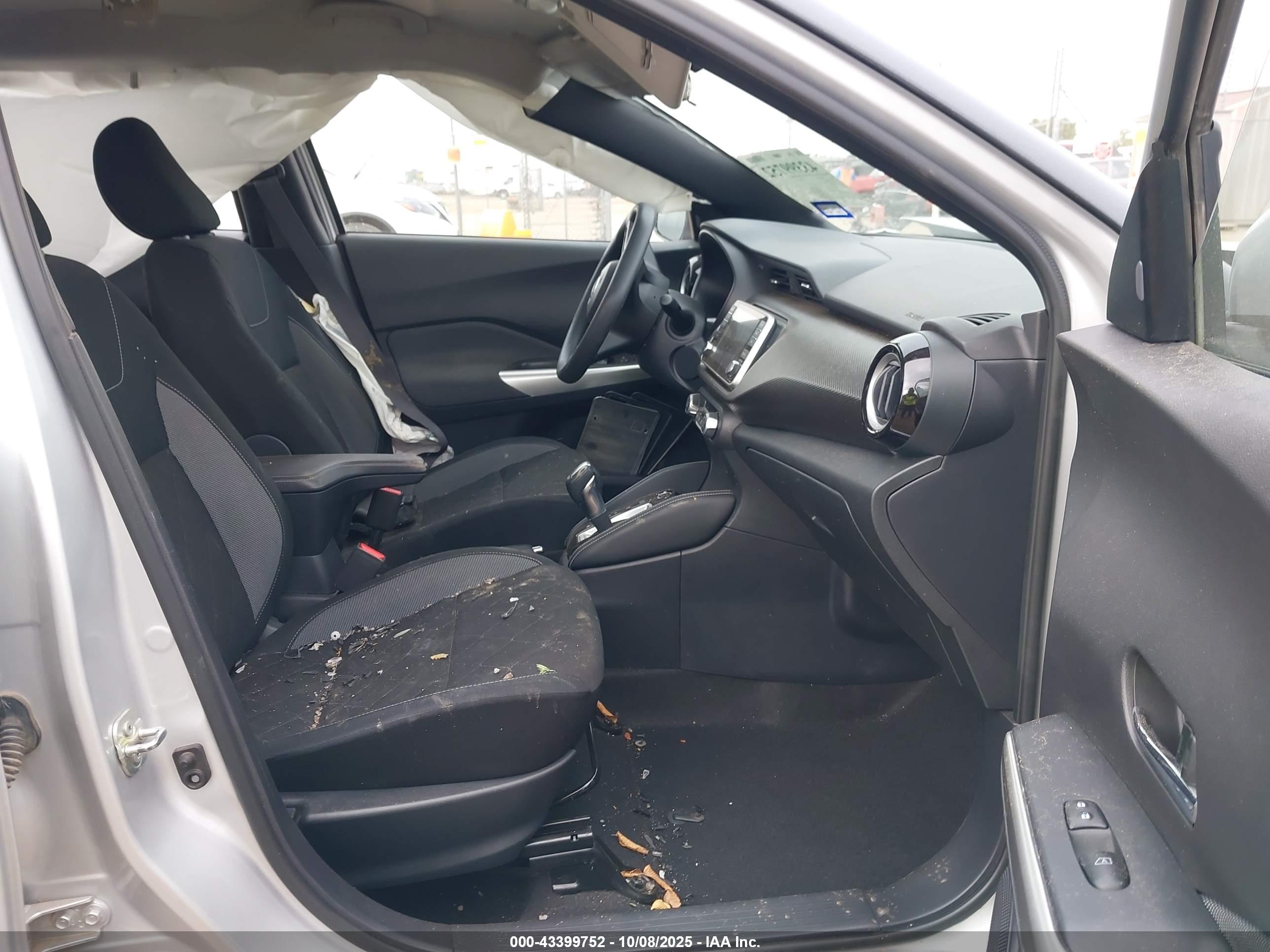 NISSAN KICKS image 5