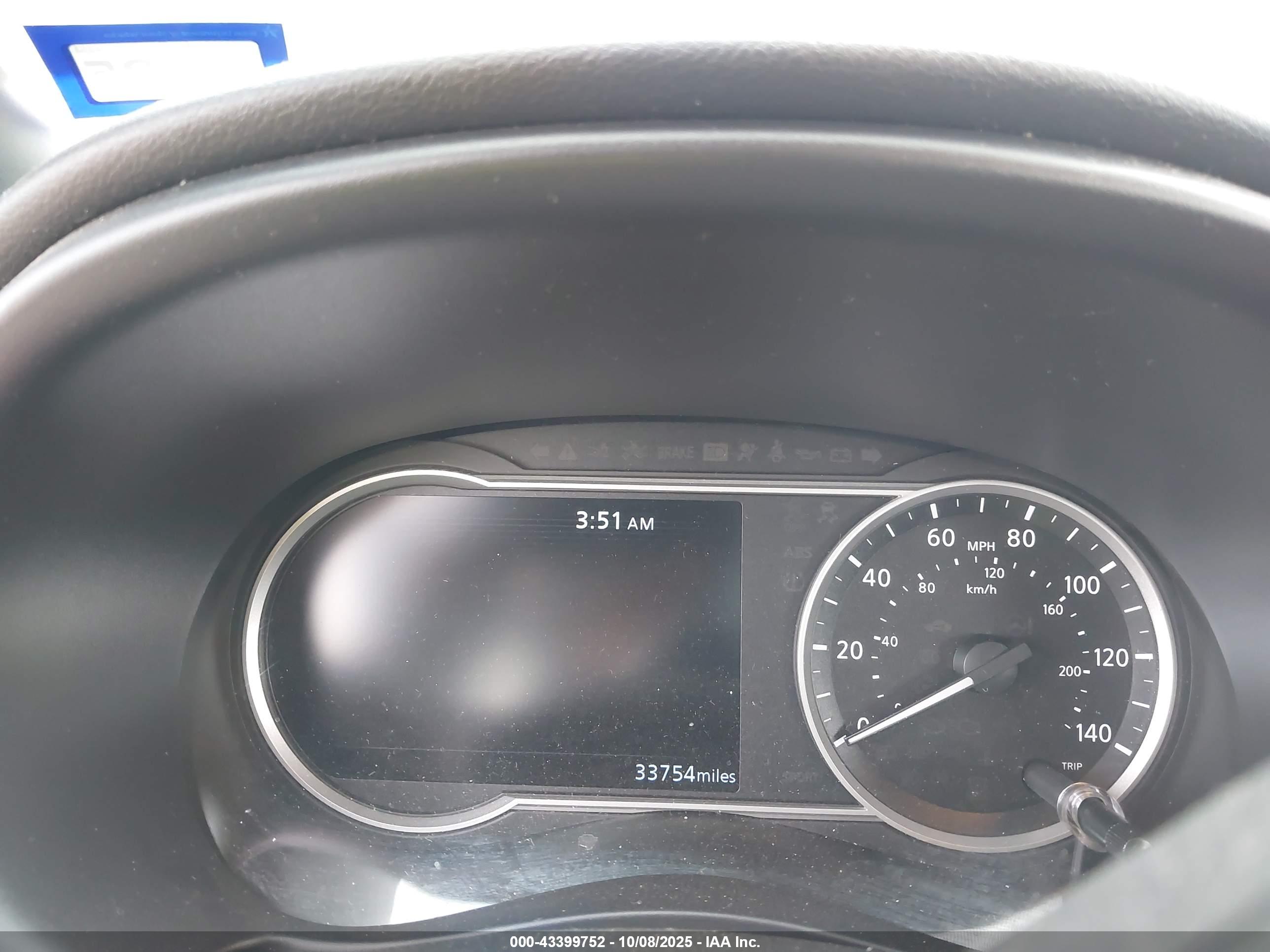 NISSAN KICKS image 7