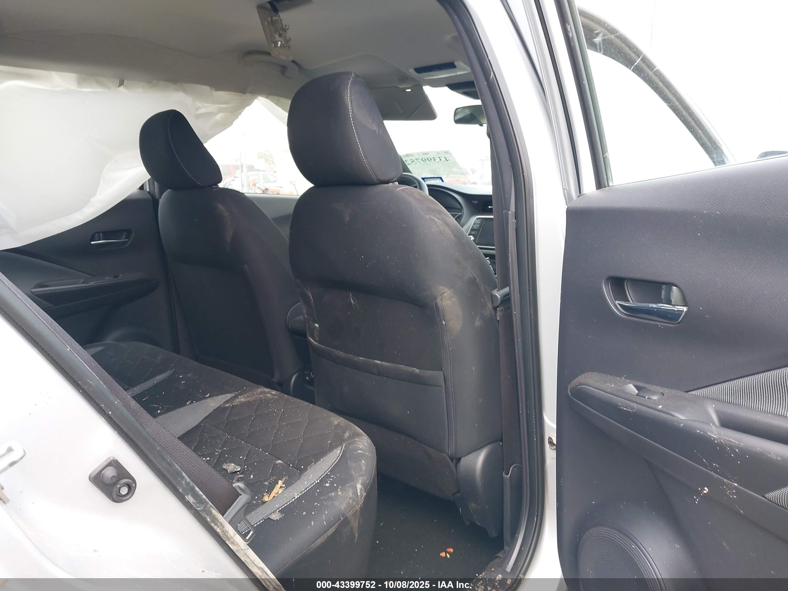 NISSAN KICKS image 8