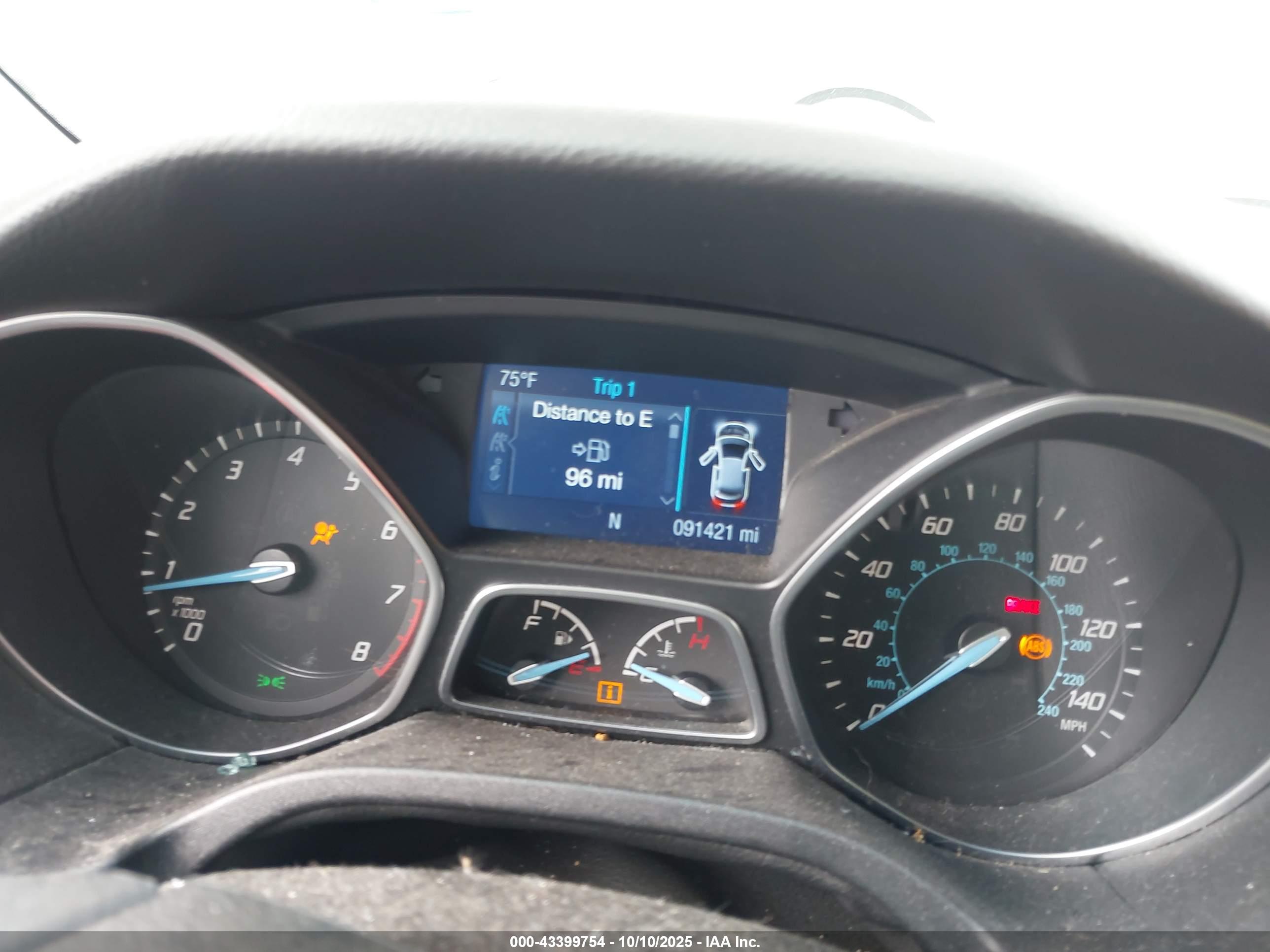 FORD FOCUS image 7