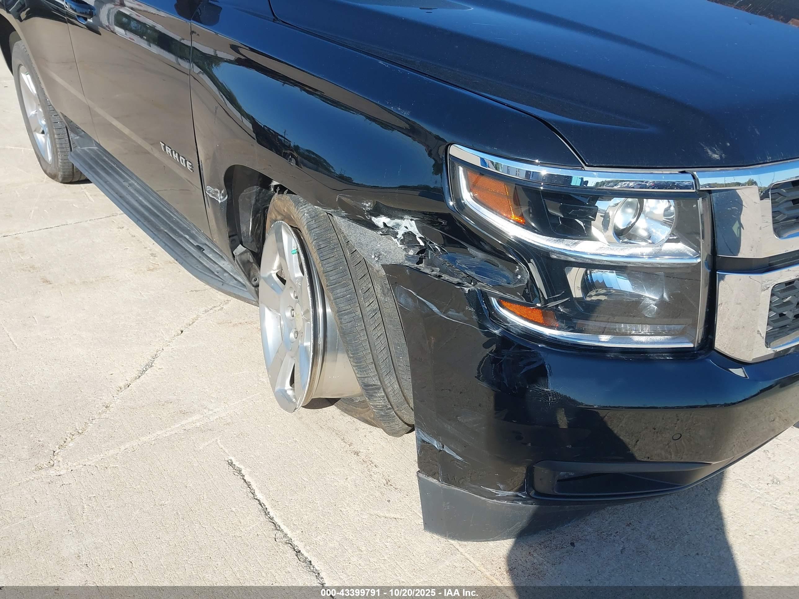 CHEVROLET TAHOE image 6