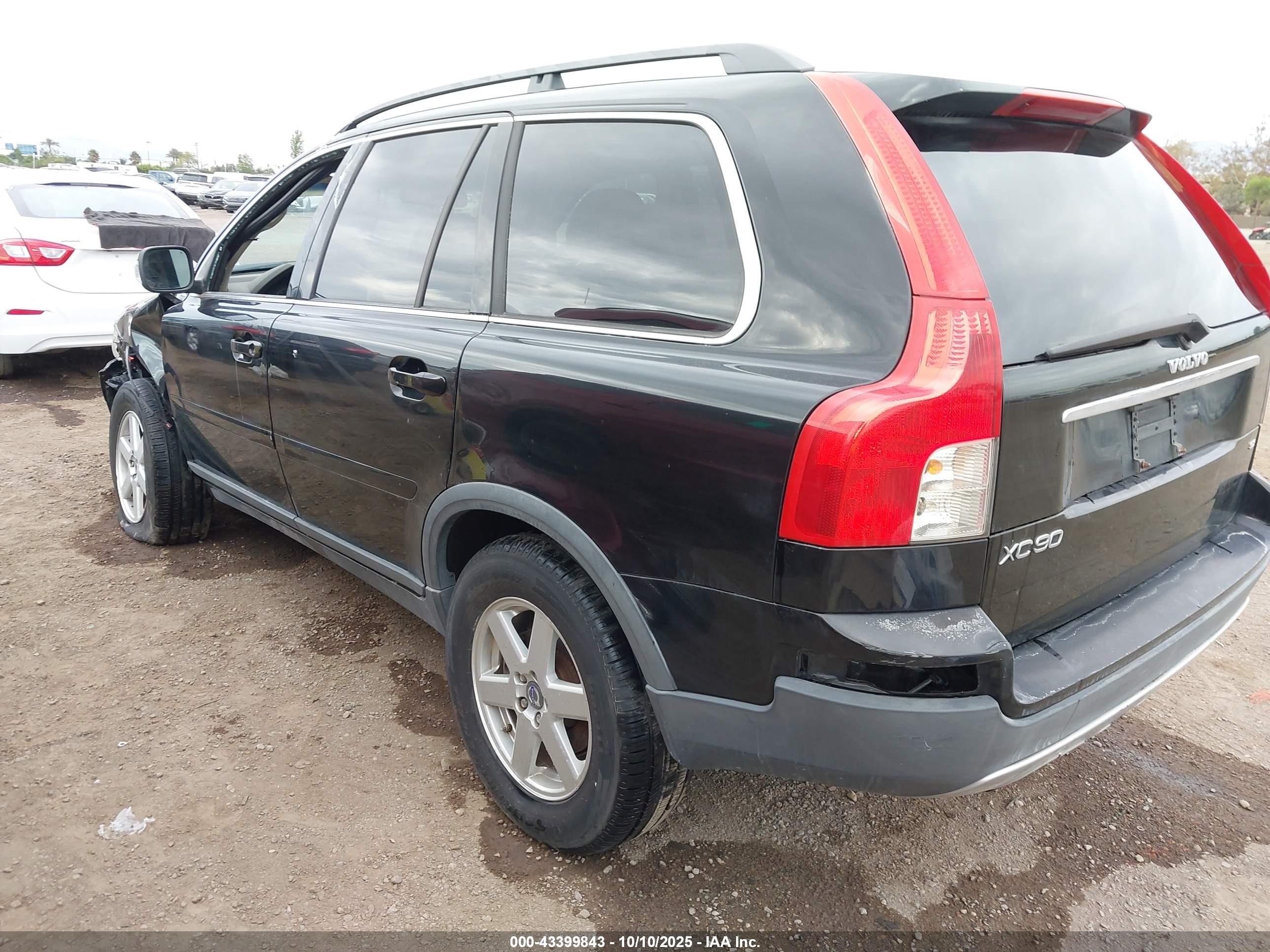 VOLVO XC90 image 3