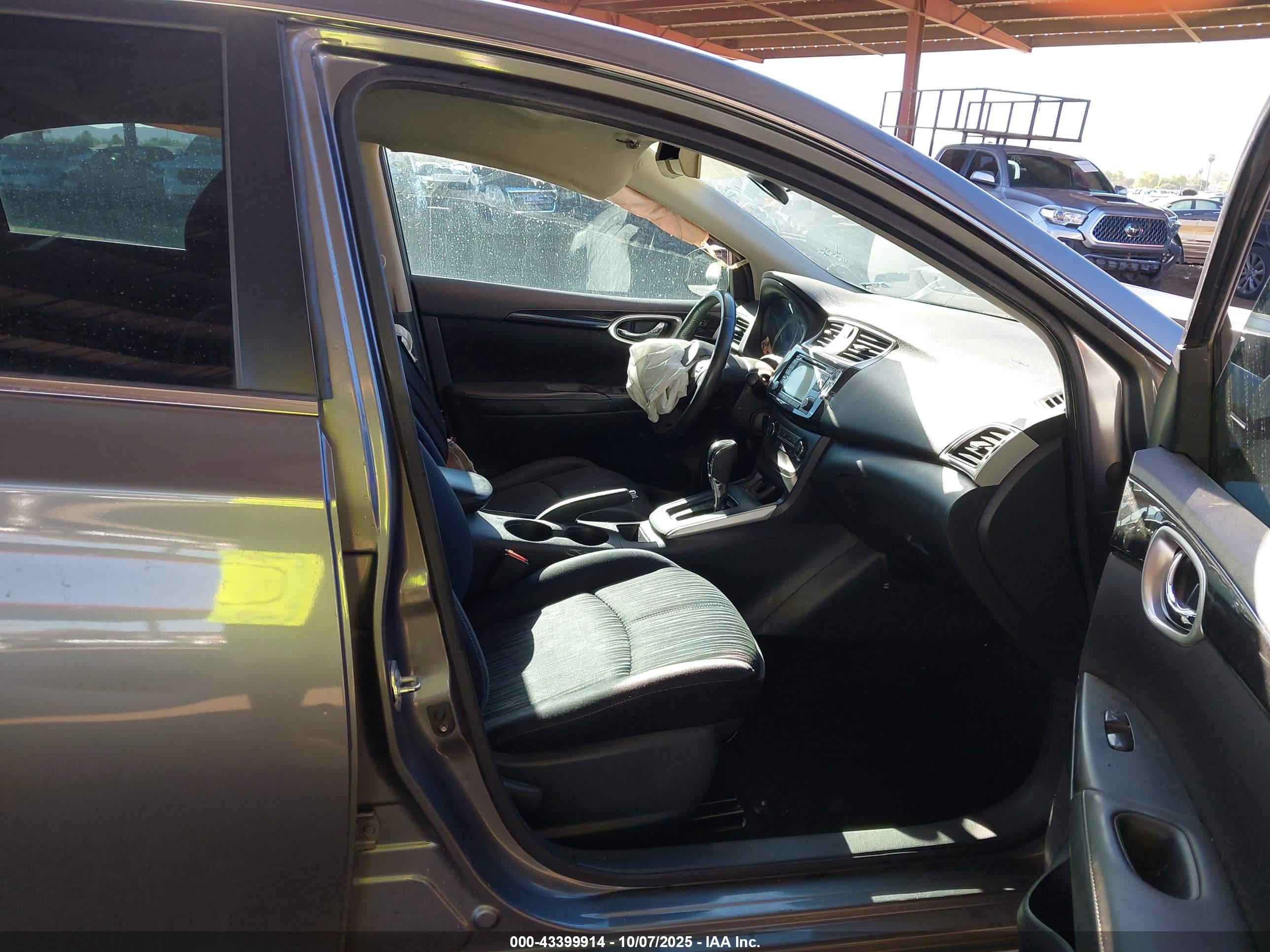 NISSAN SENTRA image 5