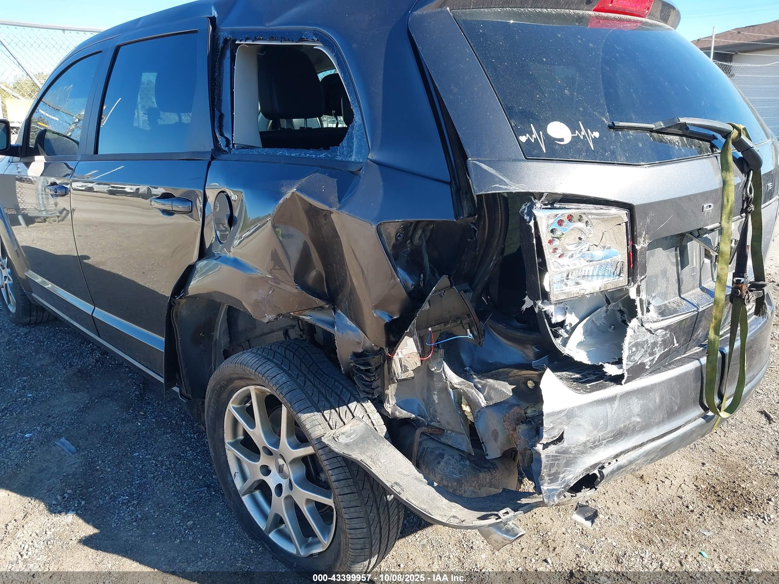 DODGE JOURNEY image 6