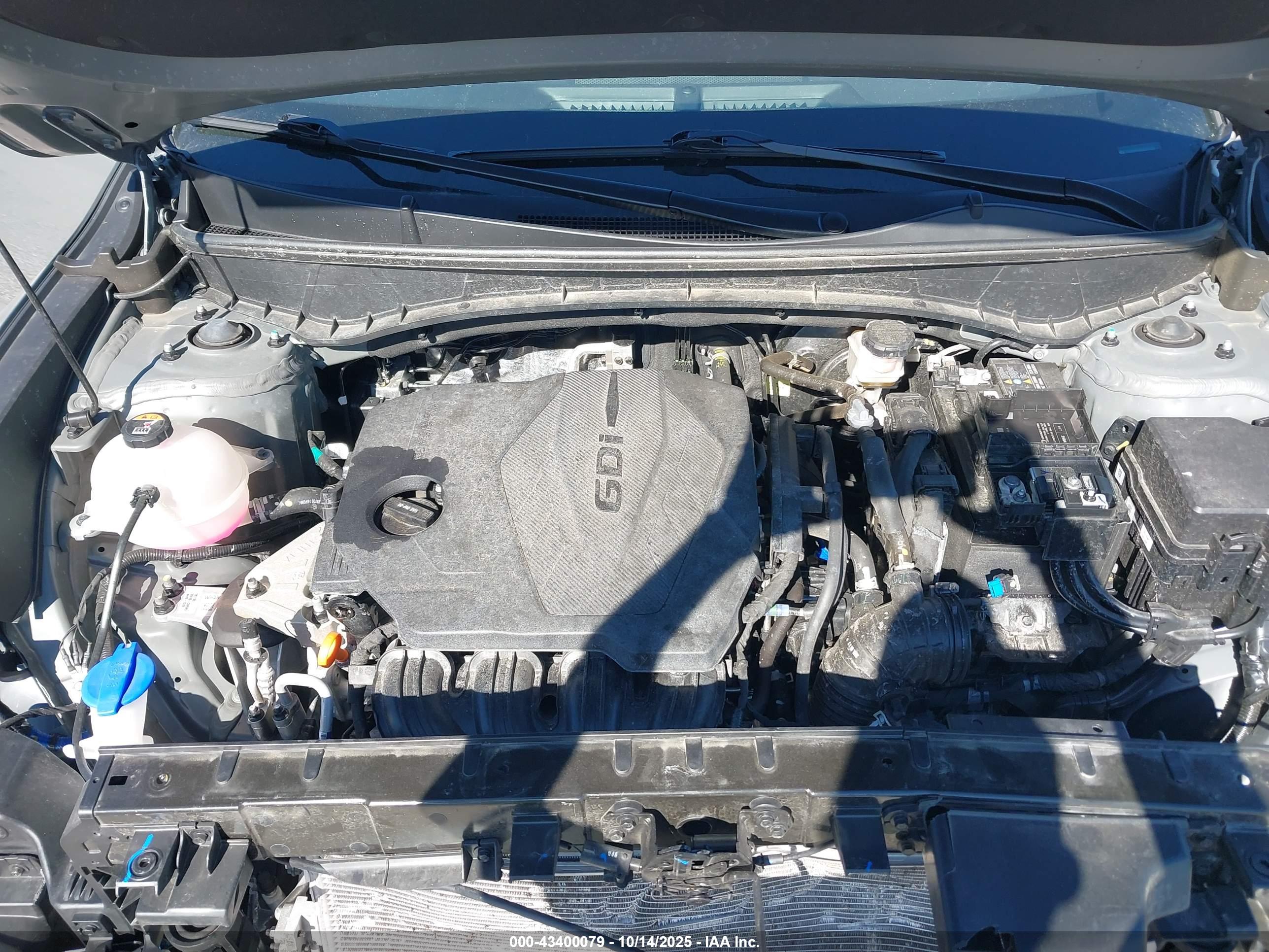 HYUNDAI SANTA image 10
